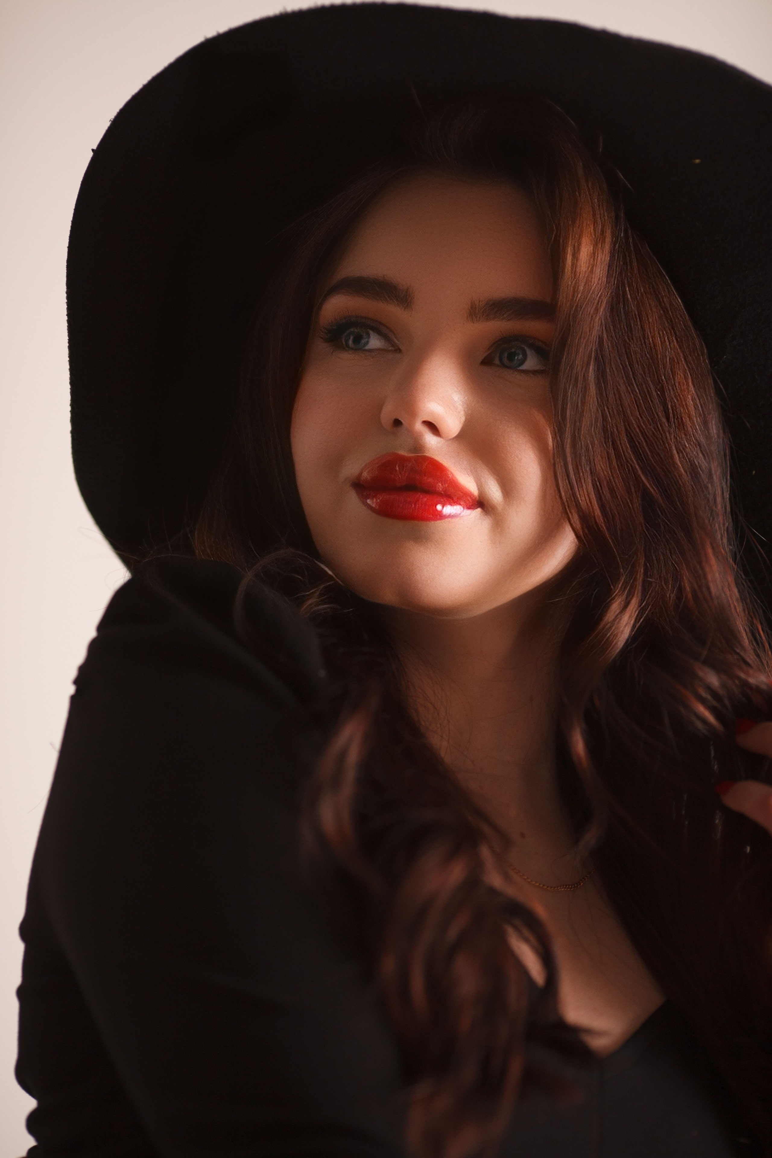 Студийная женская фотосессия в Пятигорске. Фотограф Ставрополь Пятигорск Елизавета Дарина