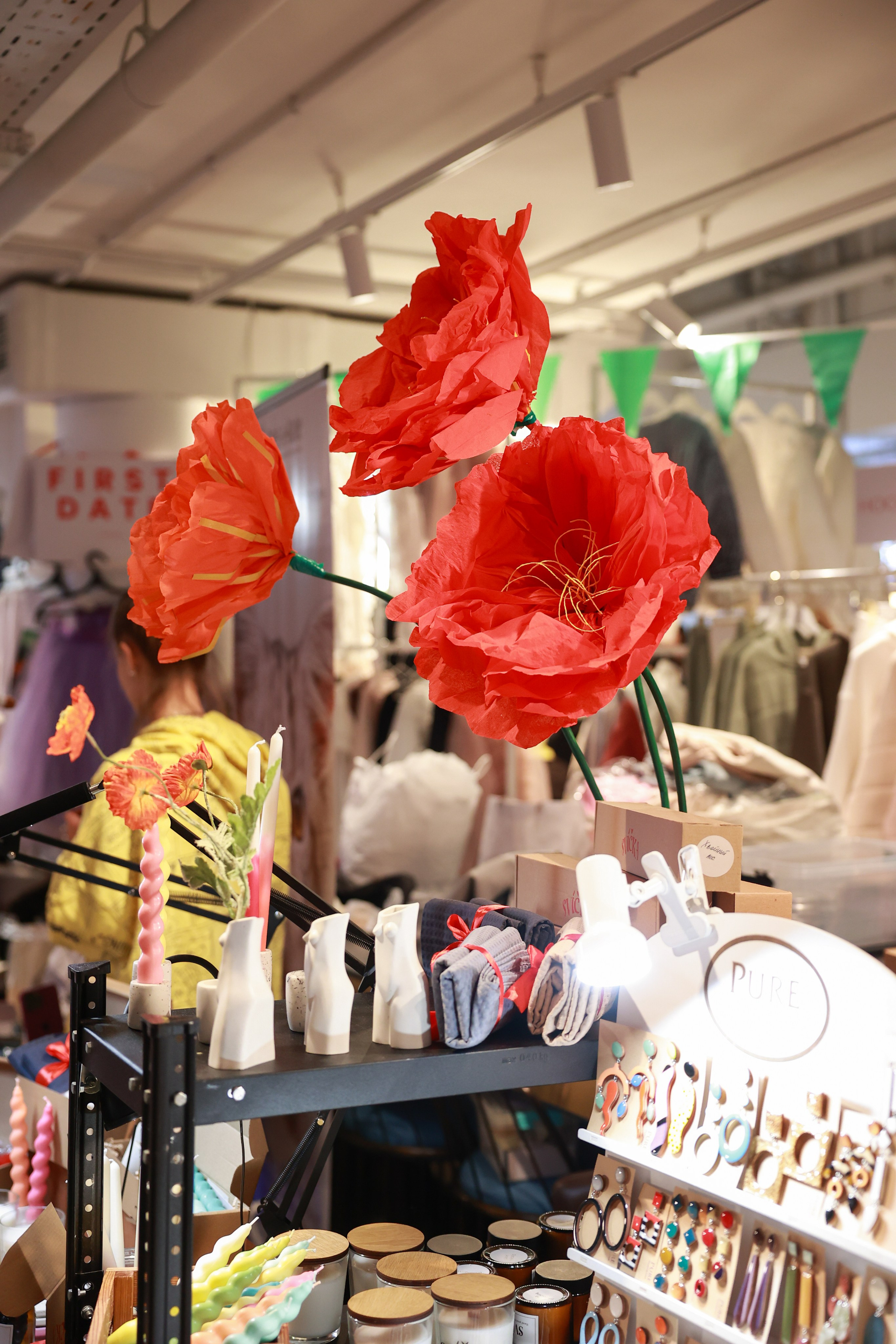 2–3 марта 2024 в пространстве «Три вокзала. Депо» / День 2 / фото Саша Жукова. Фотоотчеты «Ламбада-маркета»