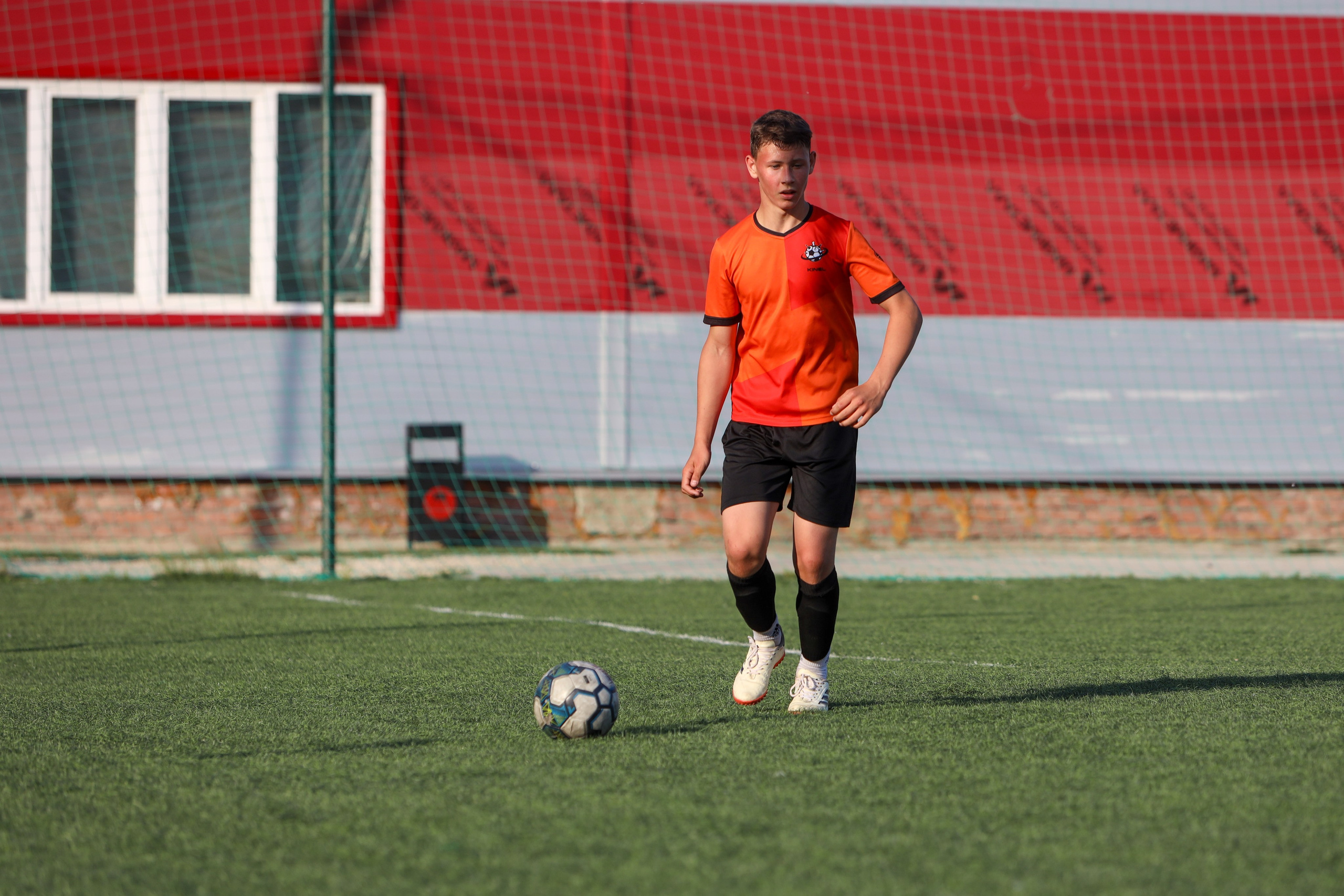 Кинель — Виктория Унион. Чемпионат СФПЛ. Молодежная футбольная лига U-15. Спортивный фотограф в Самаре