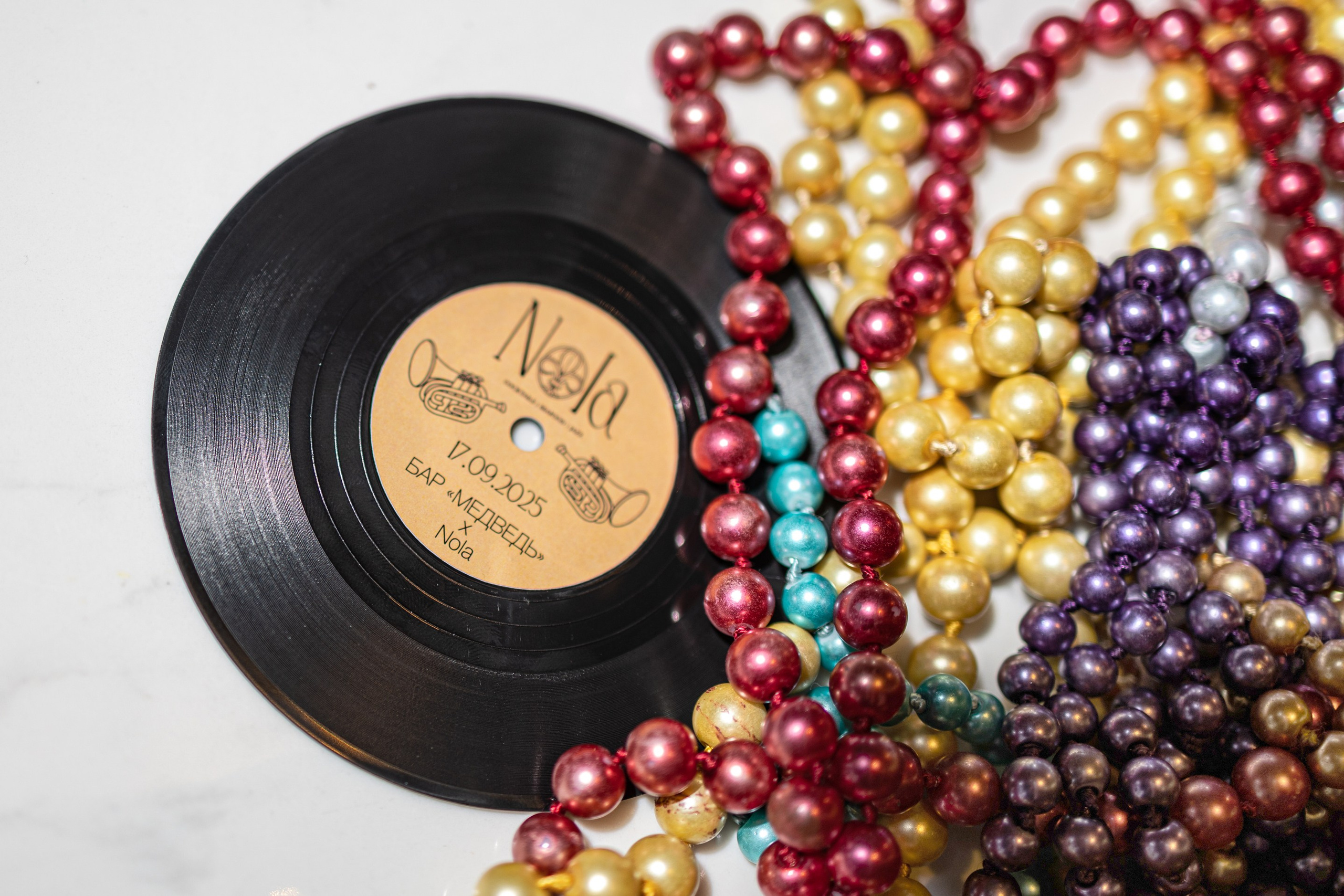 Бар Медведь. VICTORIA SHU