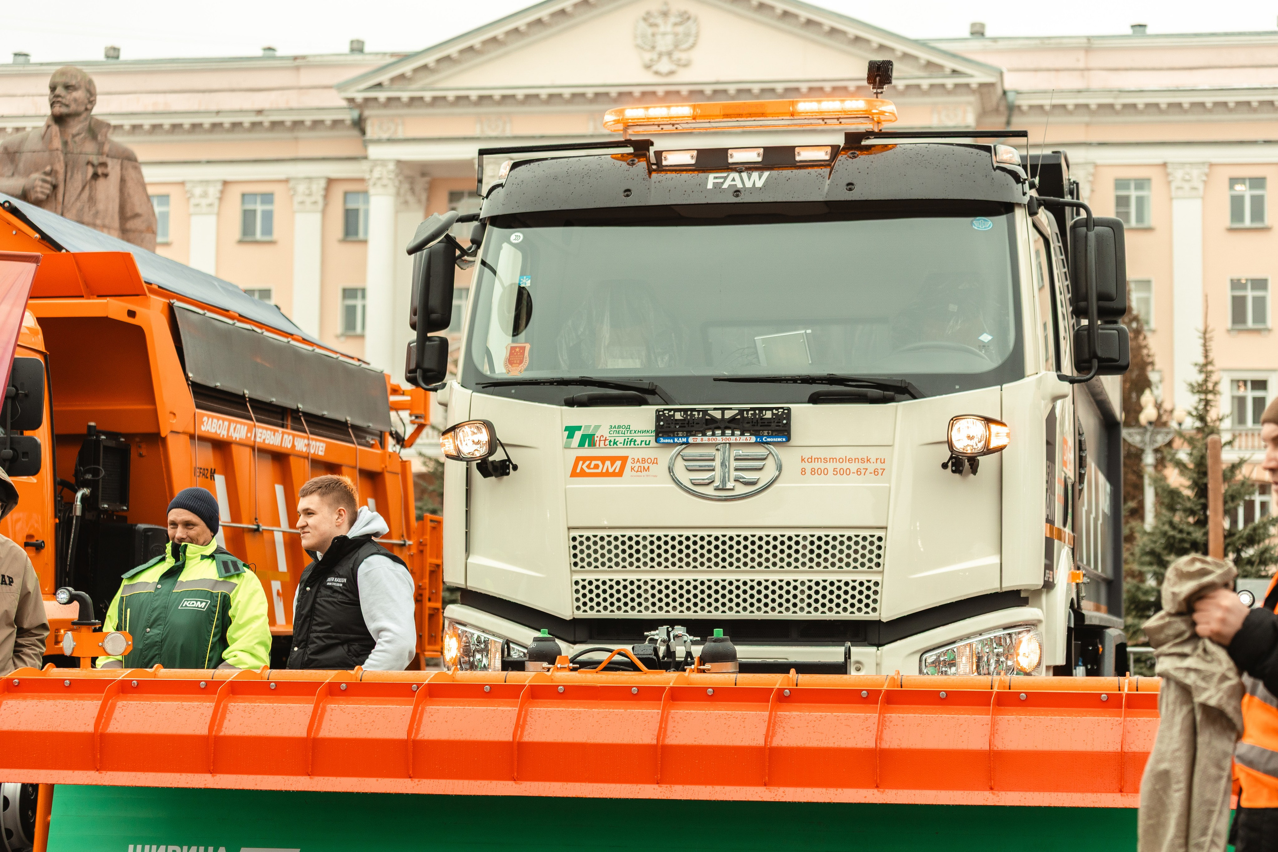 Выставка спецтранспорта «Ярмарка Ваканский» — Смоленск 19.03.2025. KiPPER Gallery — Фотограф