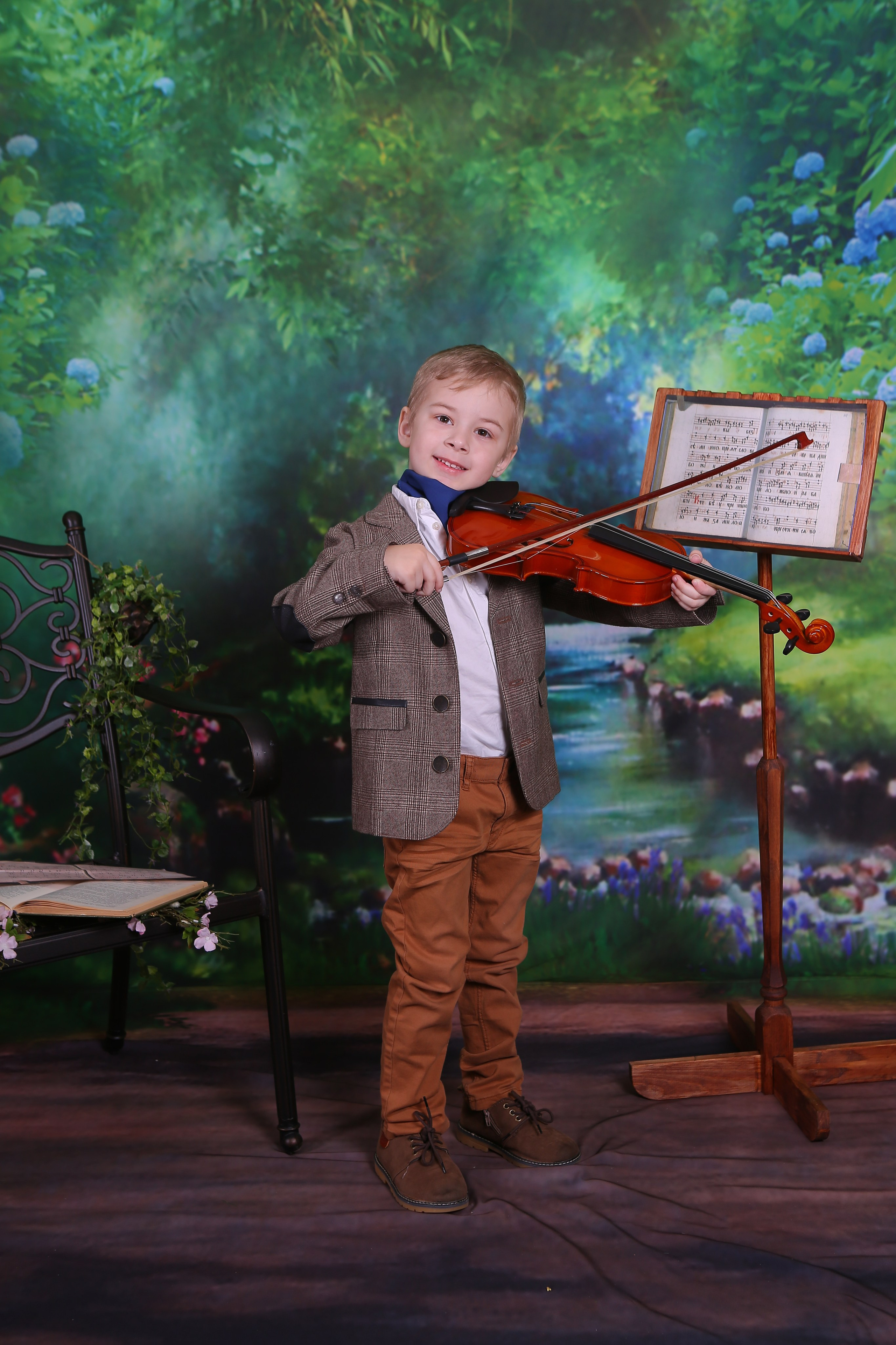 Весенняя Симфония. Студия детской и семейной фотографии 12кадров