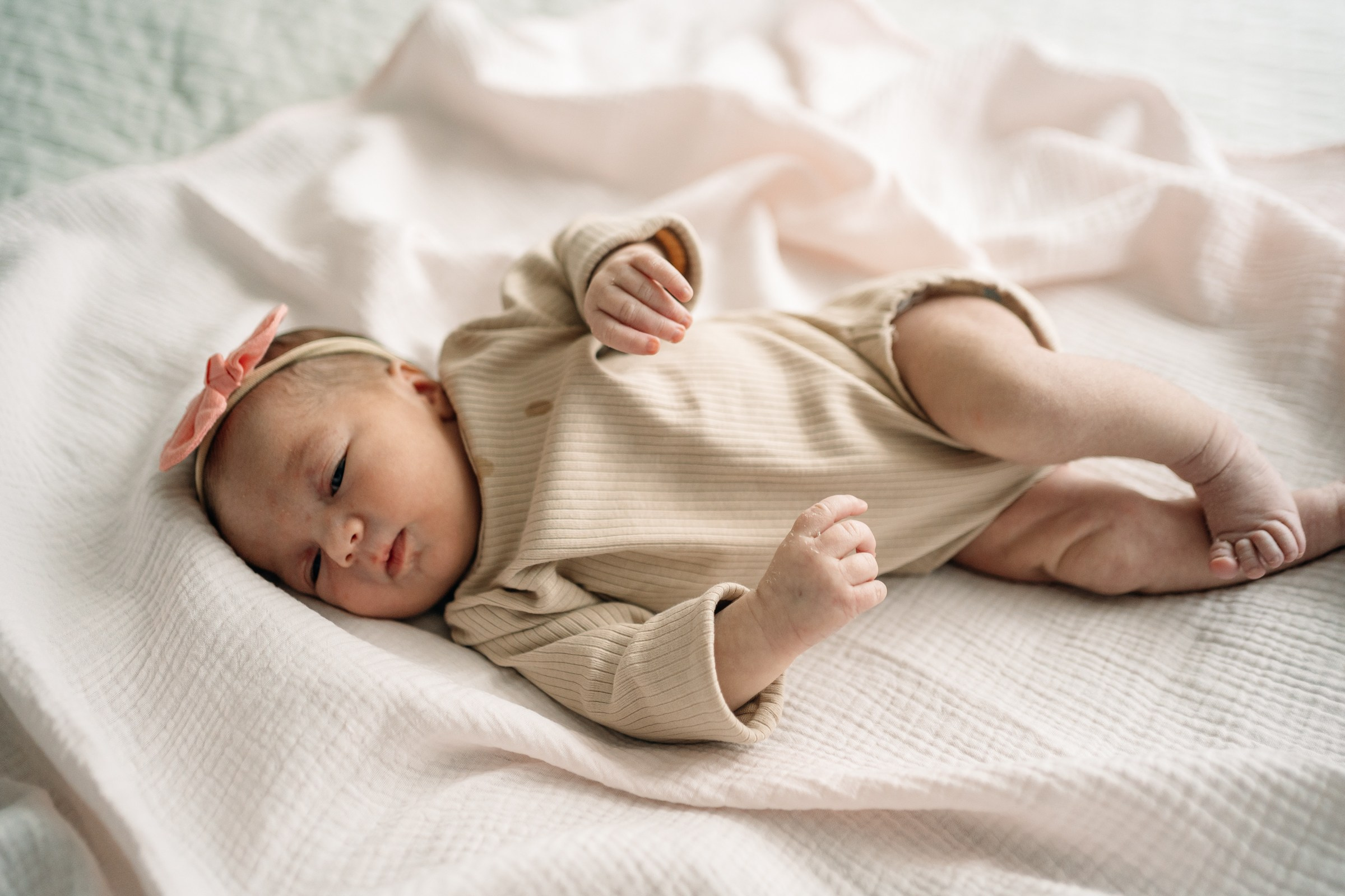 Арине 10 дней семейная съемка. Семейный видеограф и фотограф Соснина Марина