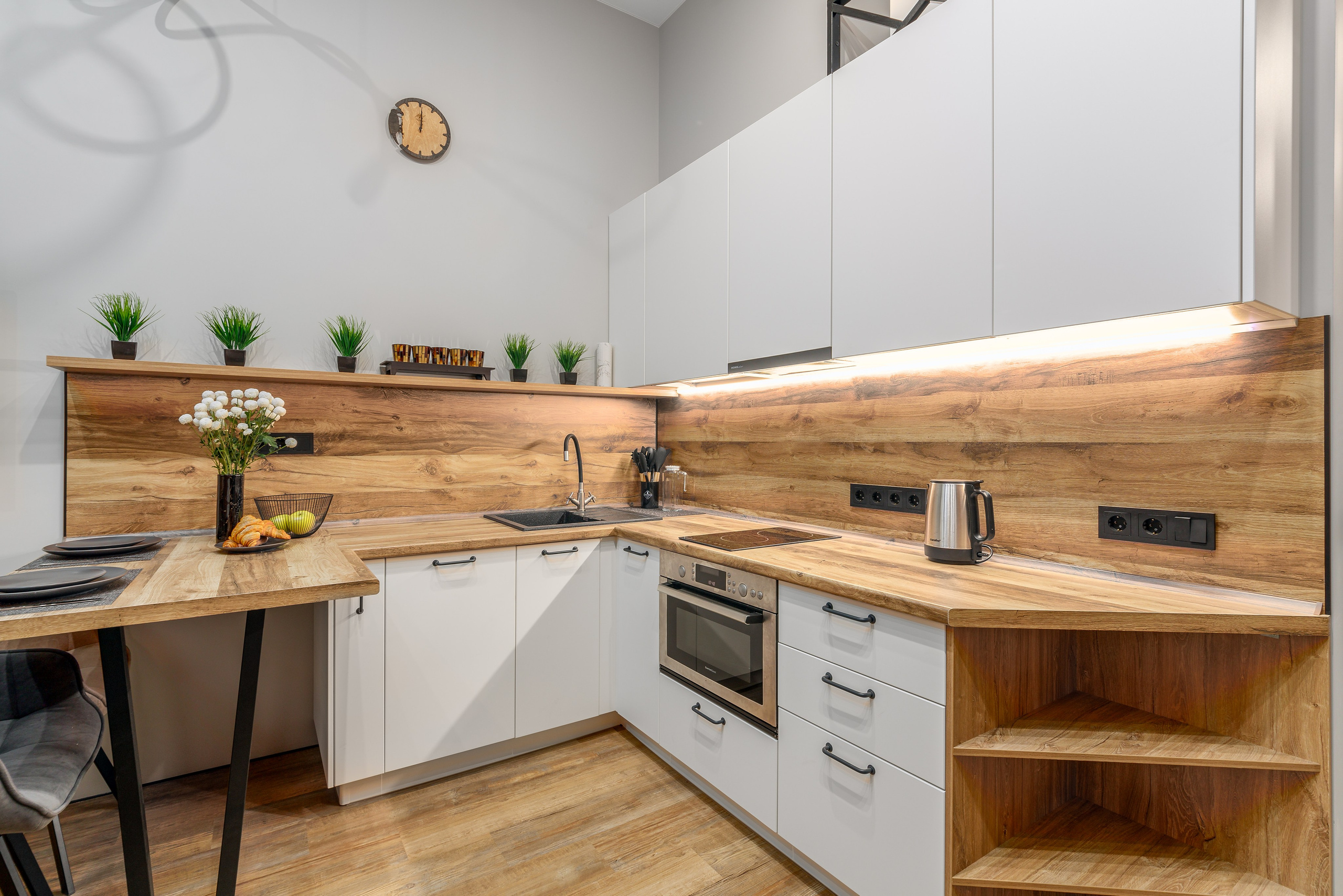 Двухэтажная студия, Коломенская ул