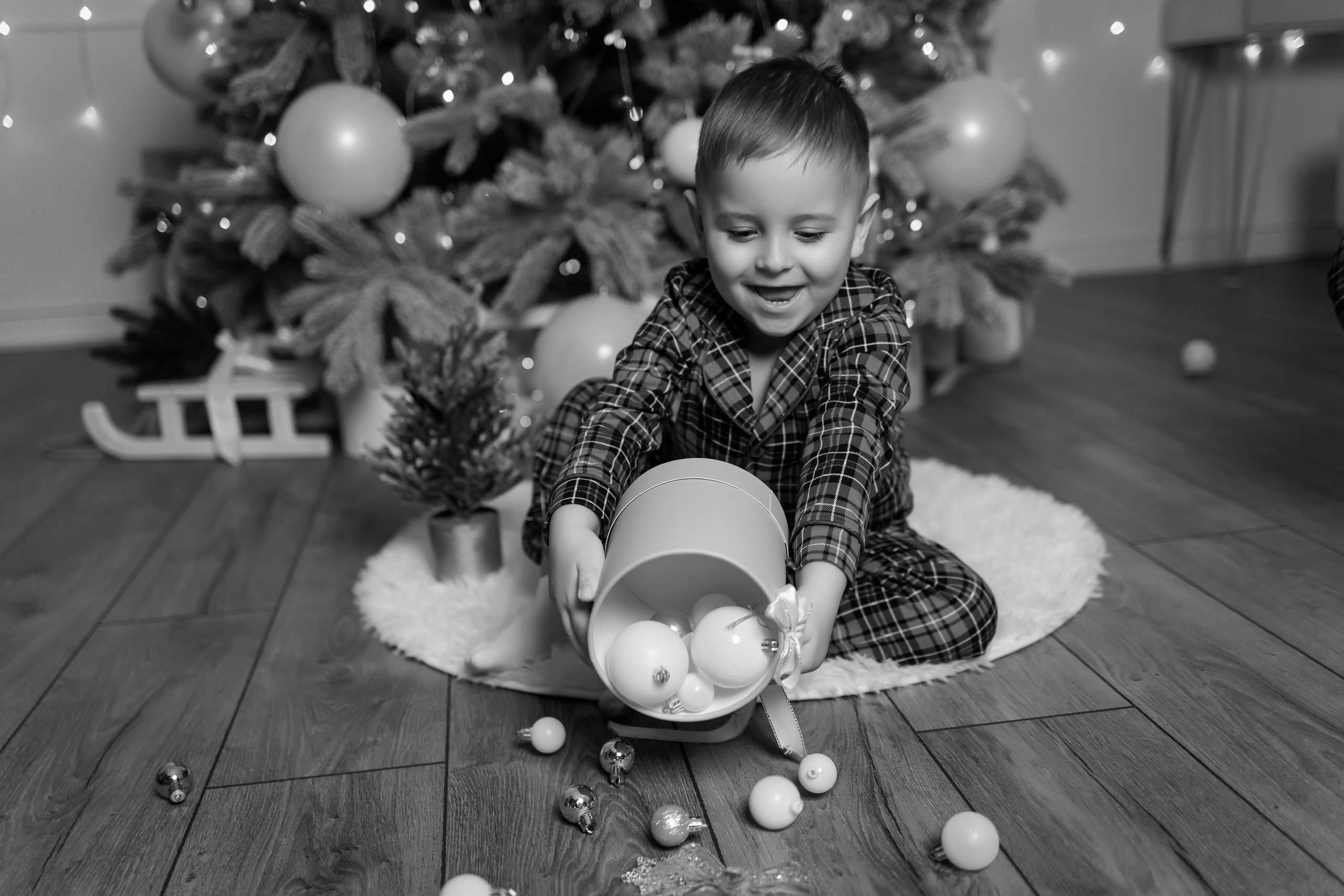 Ваши фотографии. Интерьерная фотостудия Background в Омске