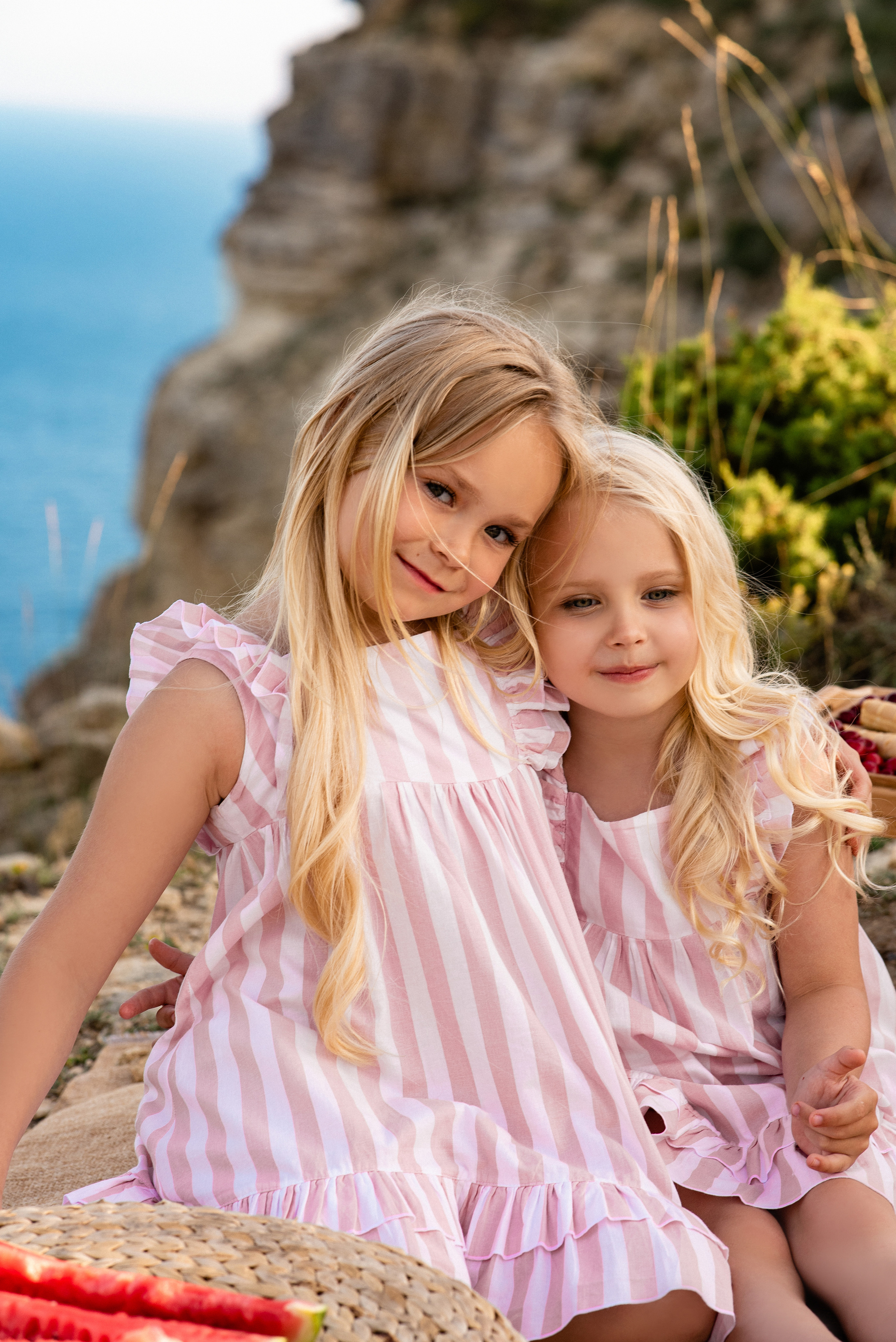 Девочки и арбуз. Фотограф в Минске и Минской области — Яна Скакун