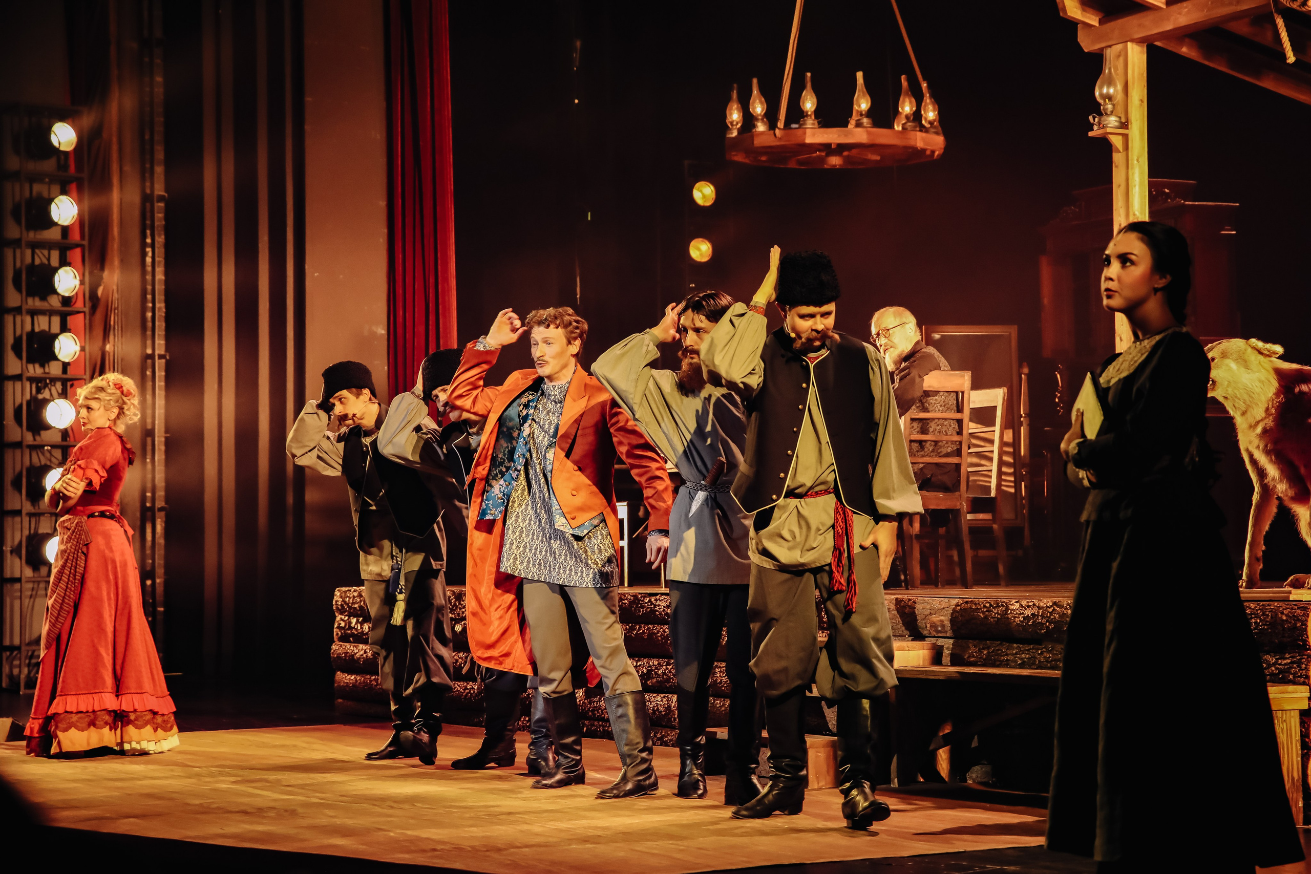 Премьера спектакля «На бойком месте» Театр Сатиры. Профессиональный фотограф в Москве | Заказать фотосессию и съемку