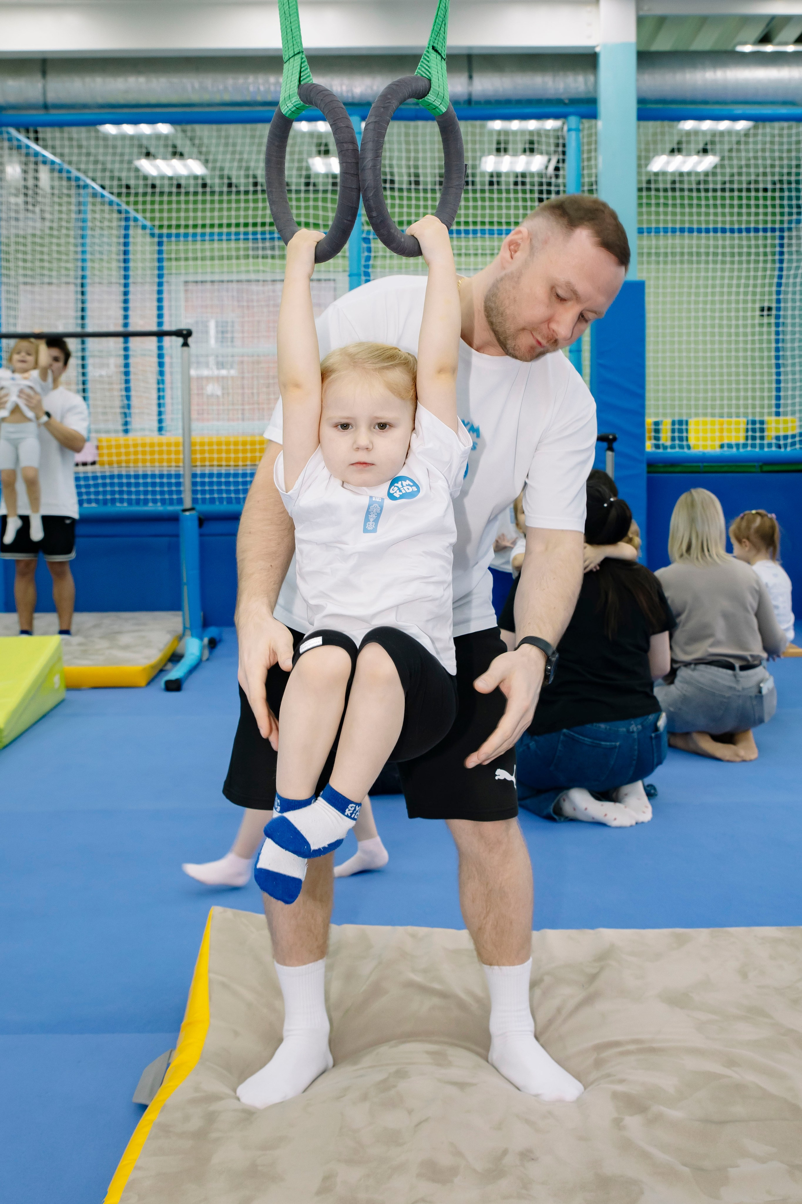 Соревнования по гимнастике в Gymkids Звенигород. Профессиональный фотограф в Москве | Заказать фотосессию и съемку