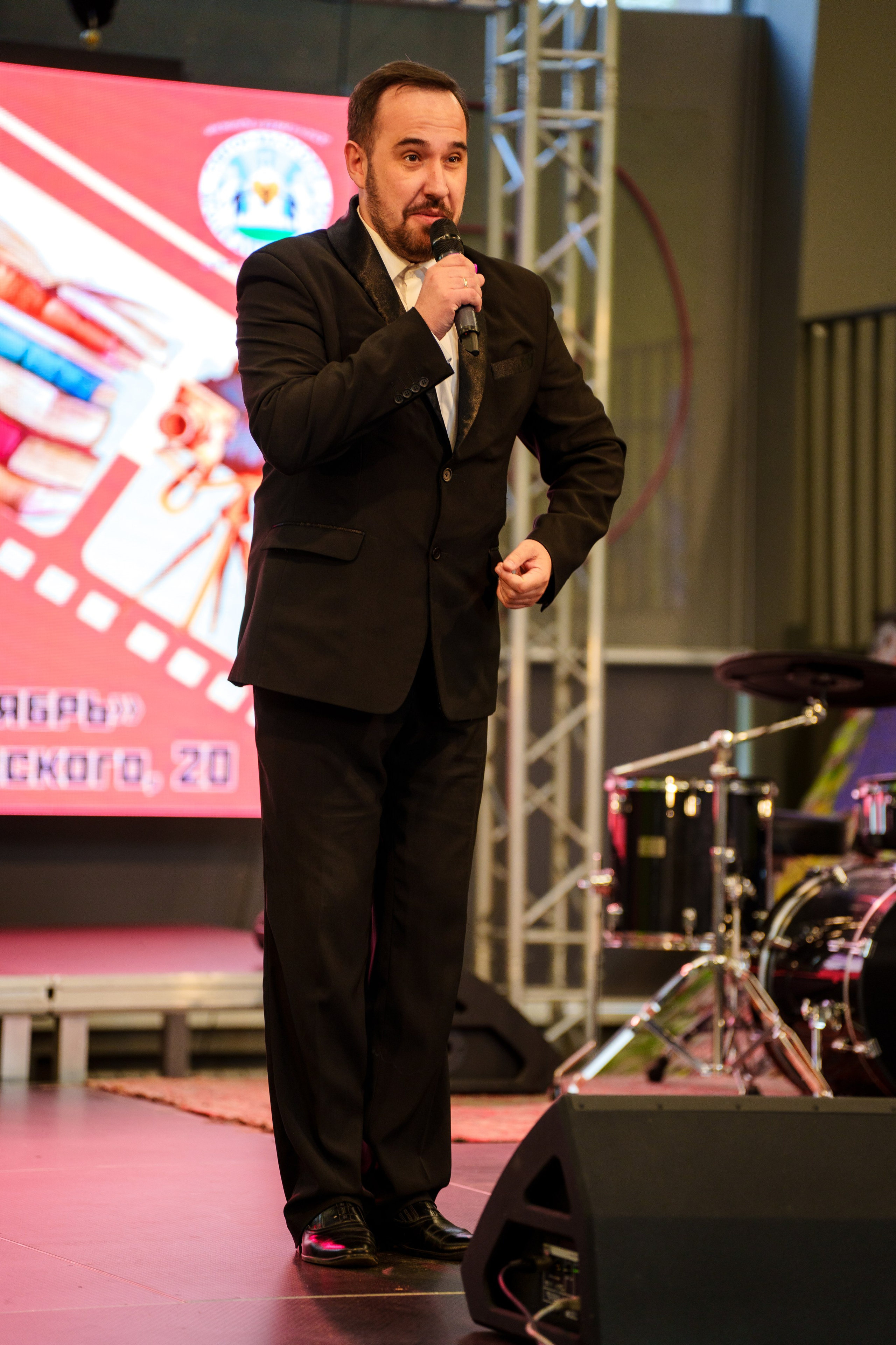 Благотворительный фестиваль «Мир! Труд! Май!» — КЦ «Октябрь» (13.05.2023). Фотограф Андрей Чеботок (Белгород, Курск, Воронеж, Старый Оскол)