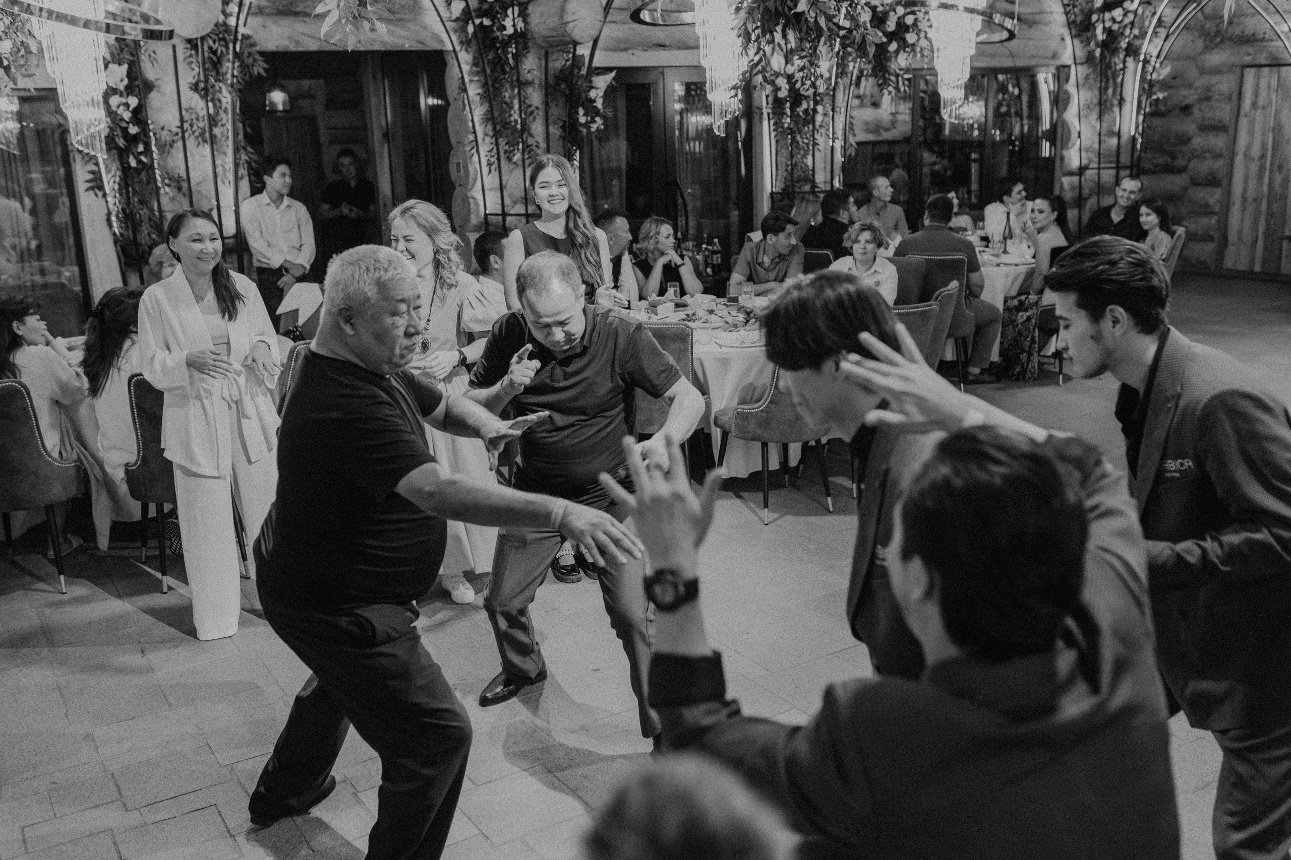 Репортаж. Свадебный и семейный фотограф в Алматы Laura Dosmann