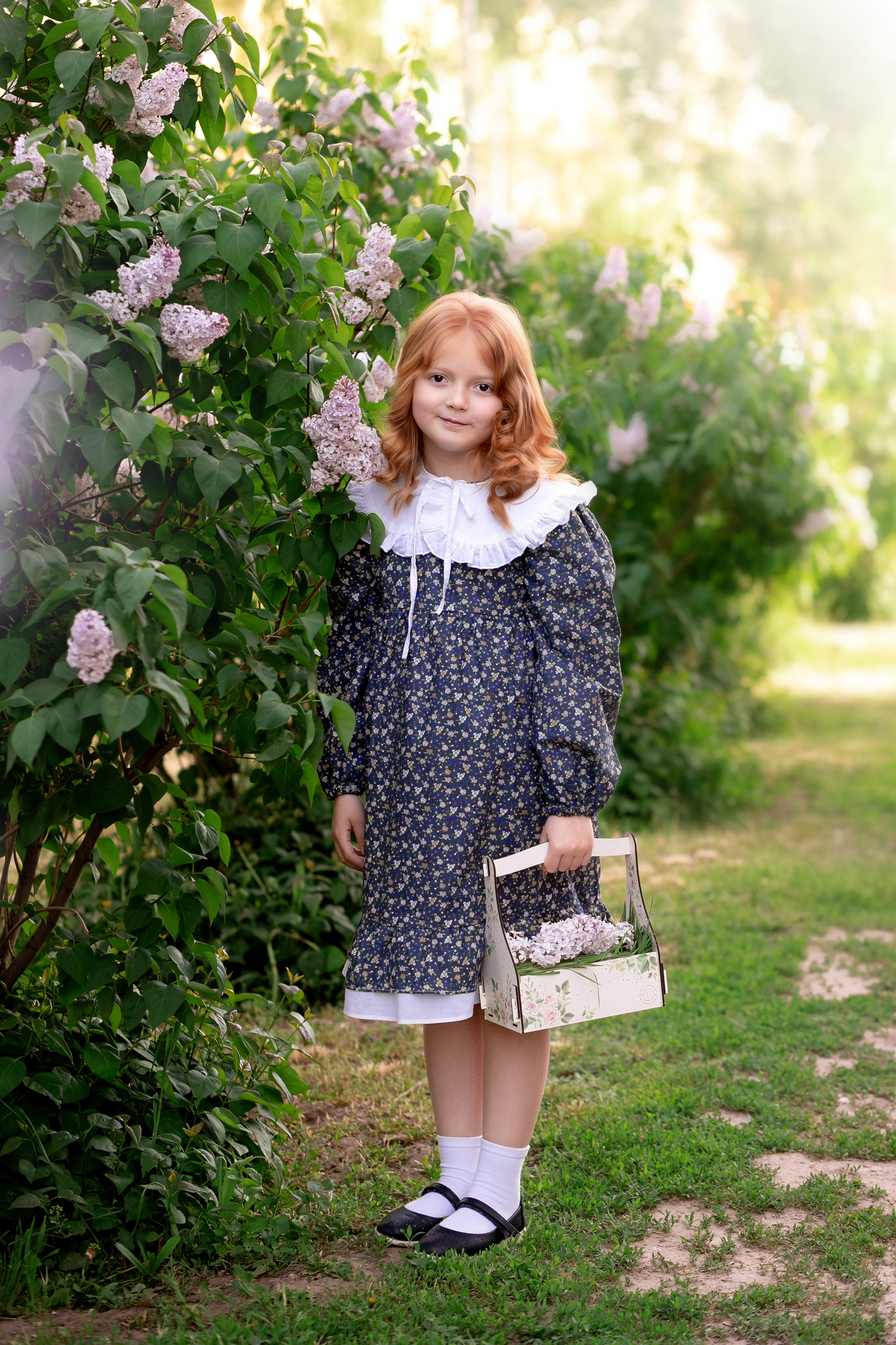 В сирени. Фотограф Кравченко Юлия. Энгельс