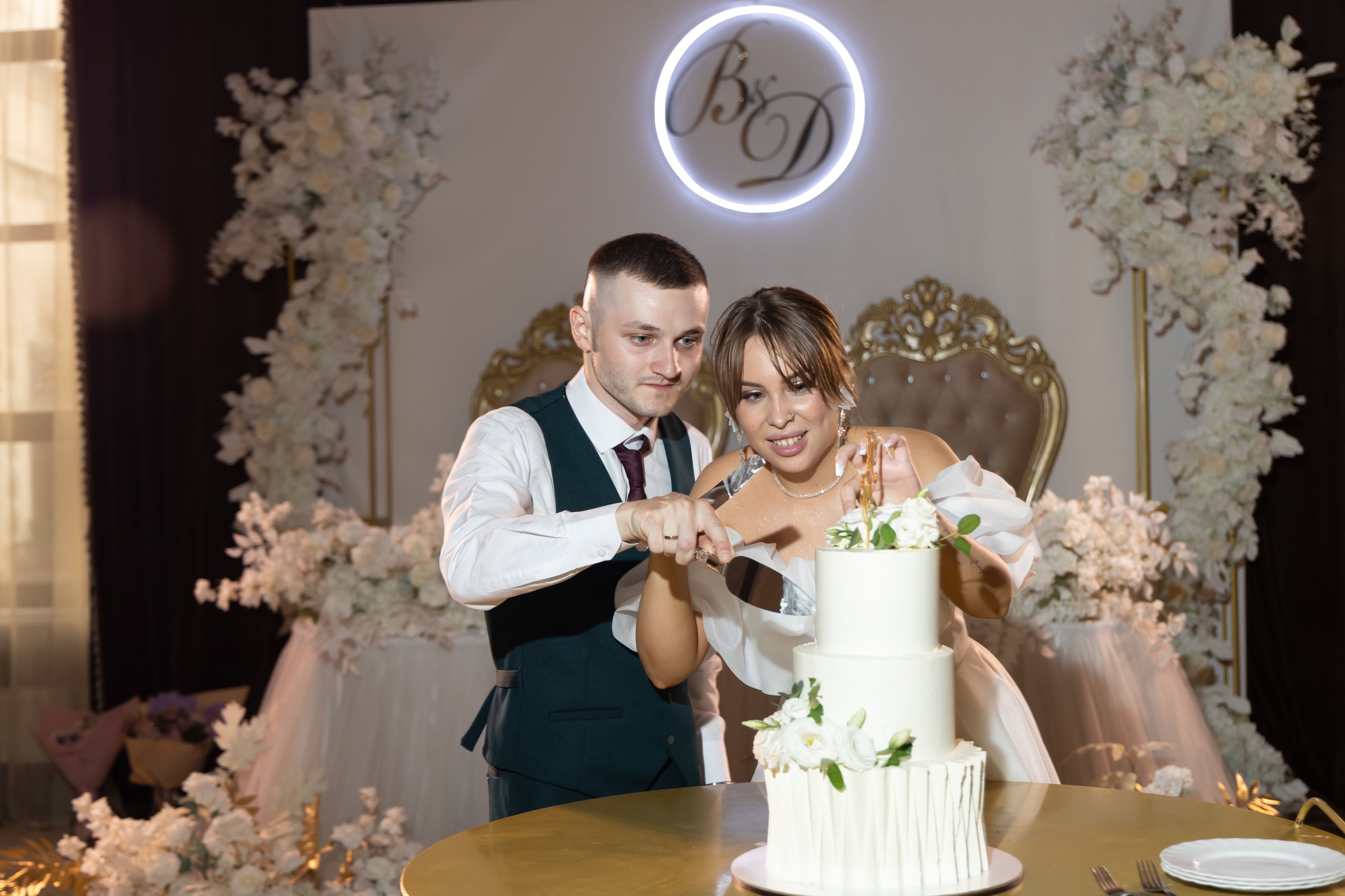 Vladislav & Daria. Фотограф свадебный, репортажный, индивидуальный, фото для маркетплейсов, брендов, автосалонов