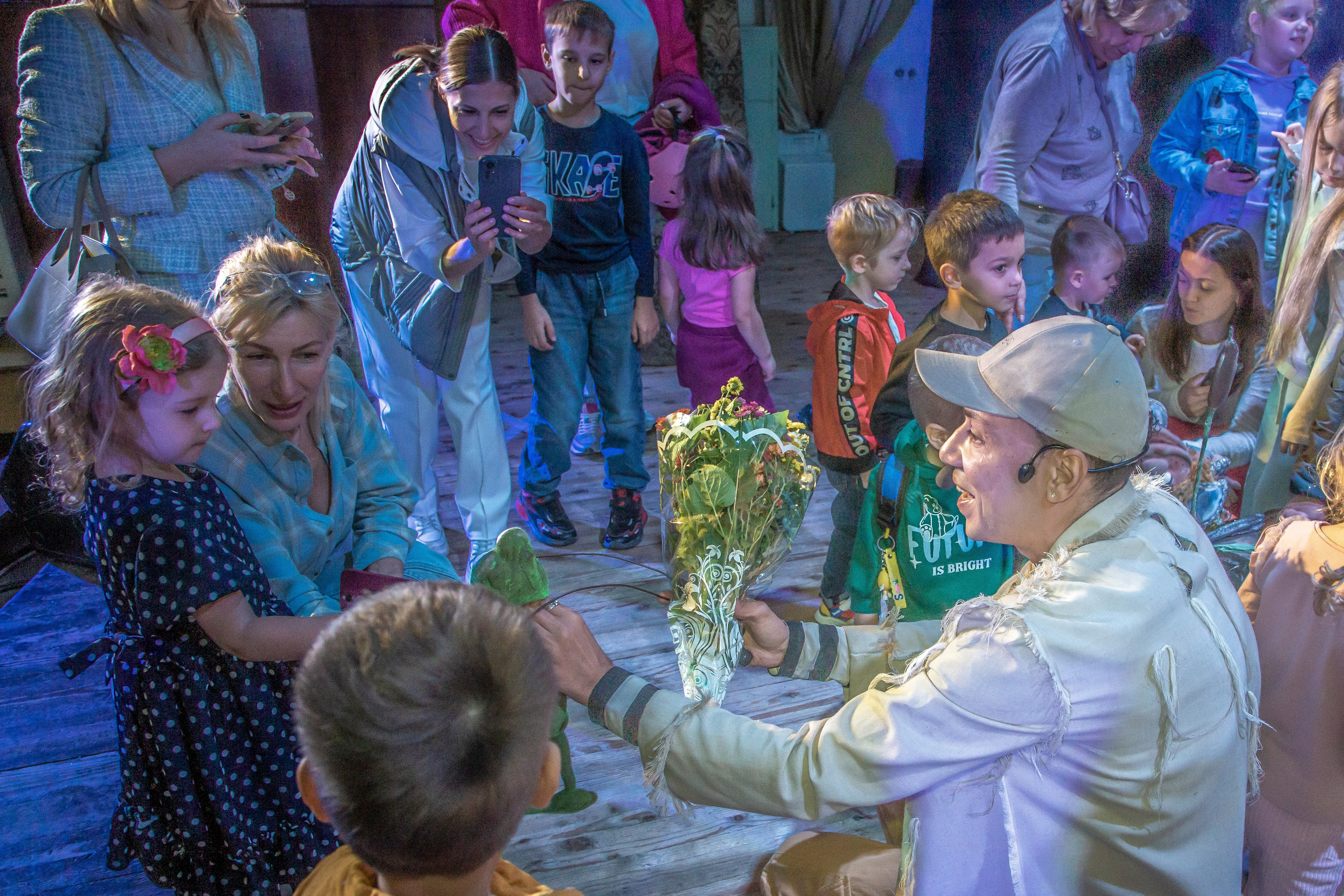 Спектакль театра Саквояж Лягушка путешествиница. Фотограф в Сочи Юрий Шептаев