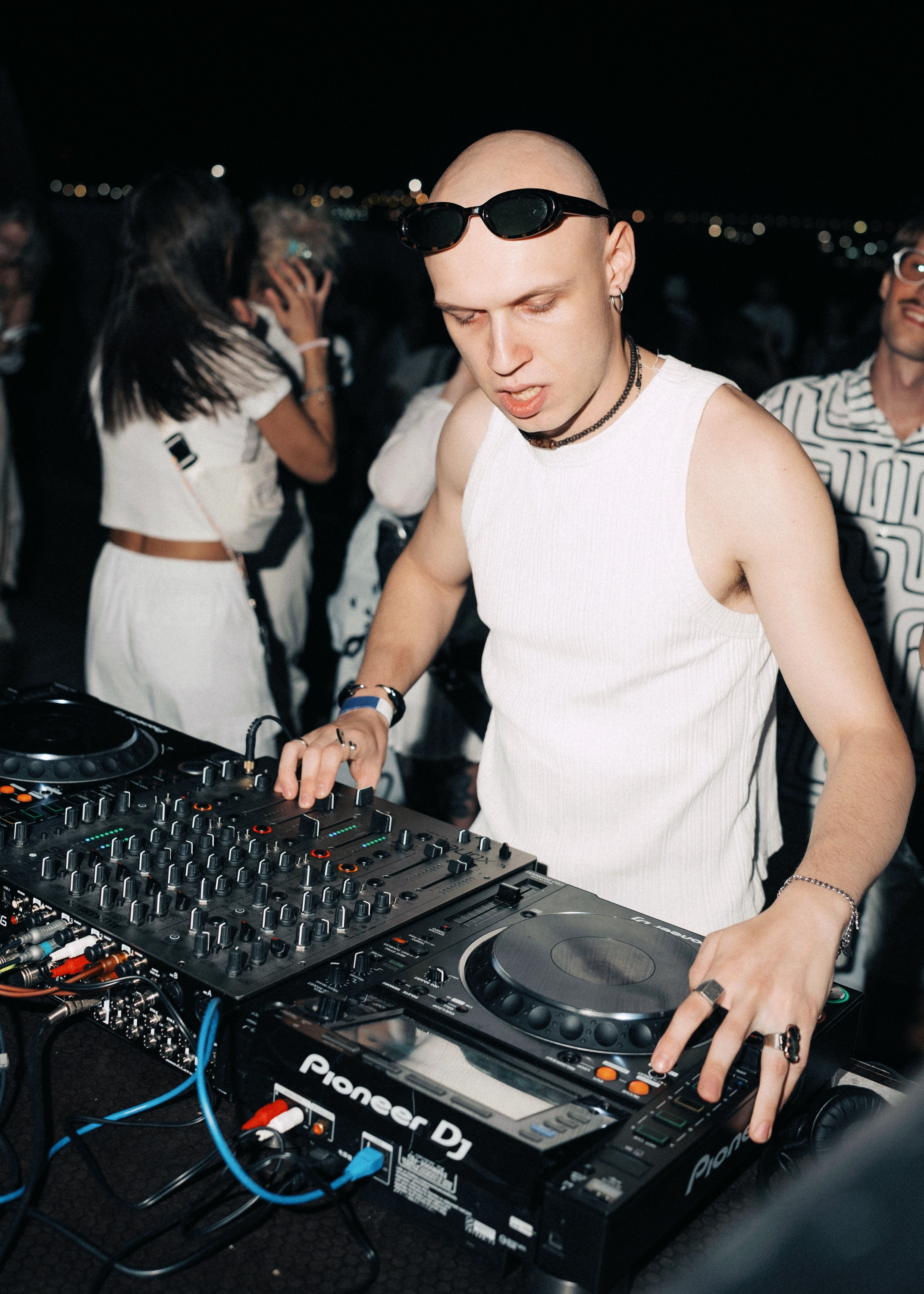 INWHITE | SMENA HARD STAGE. Annyshka