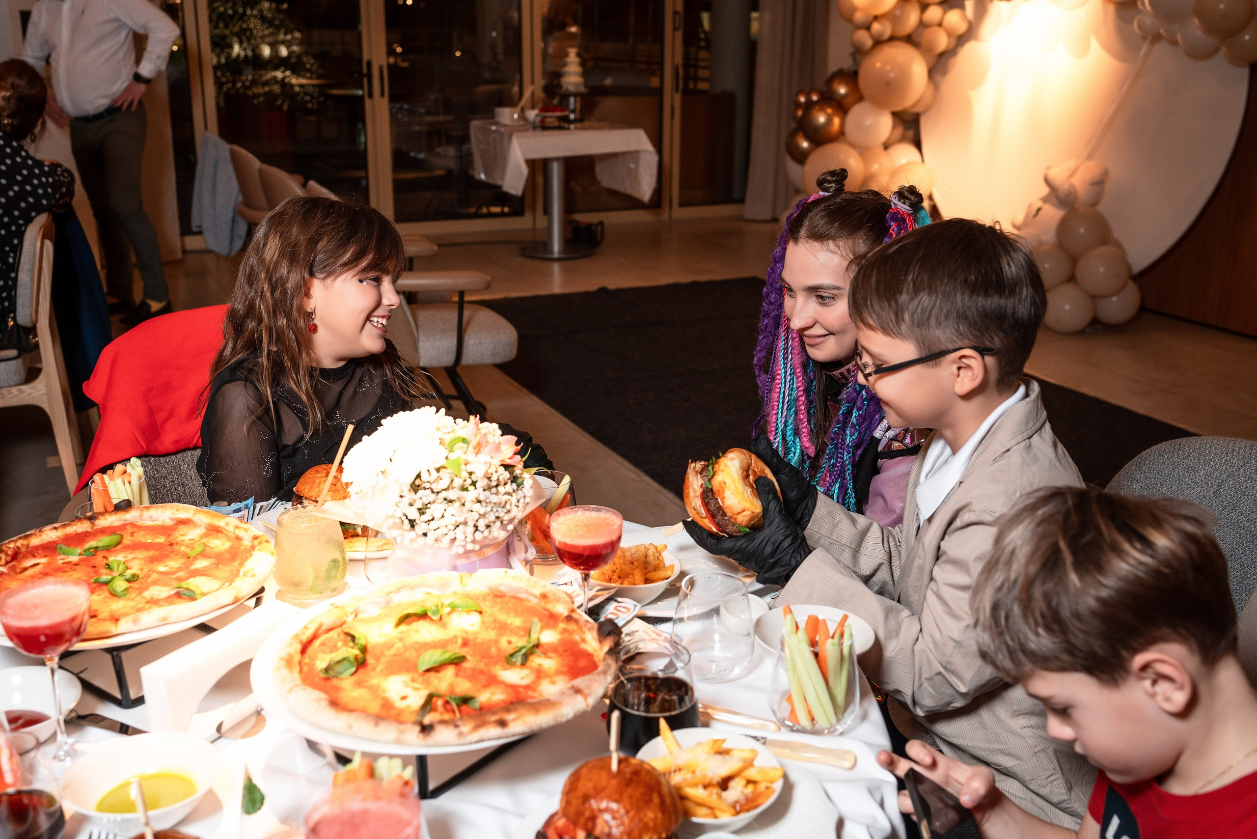 Фотограф в Сочи на день рождение. Фотограф Сочи