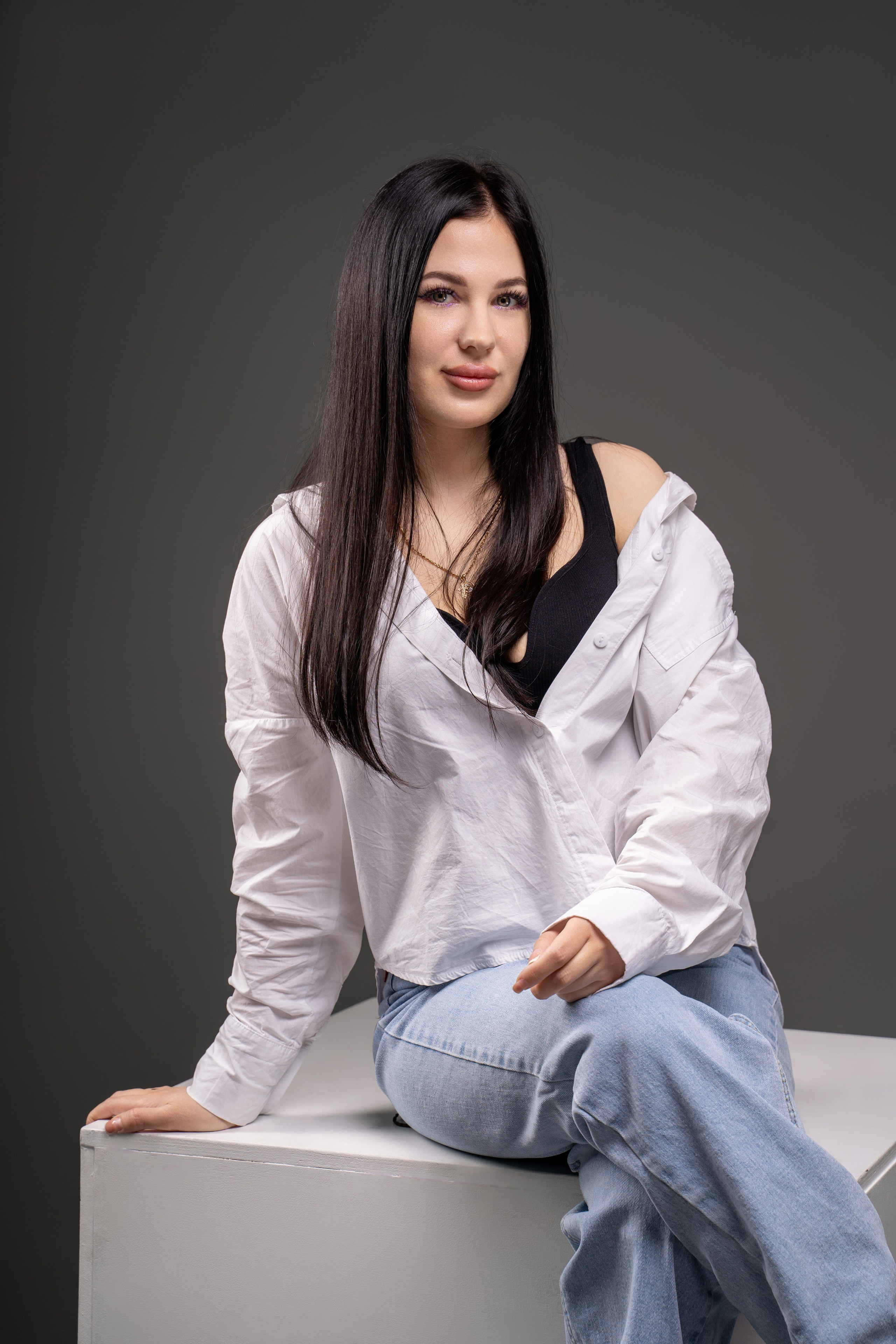 Женская портретная фотосессия. Студийный фотограф в Петропавловске-Камчатском