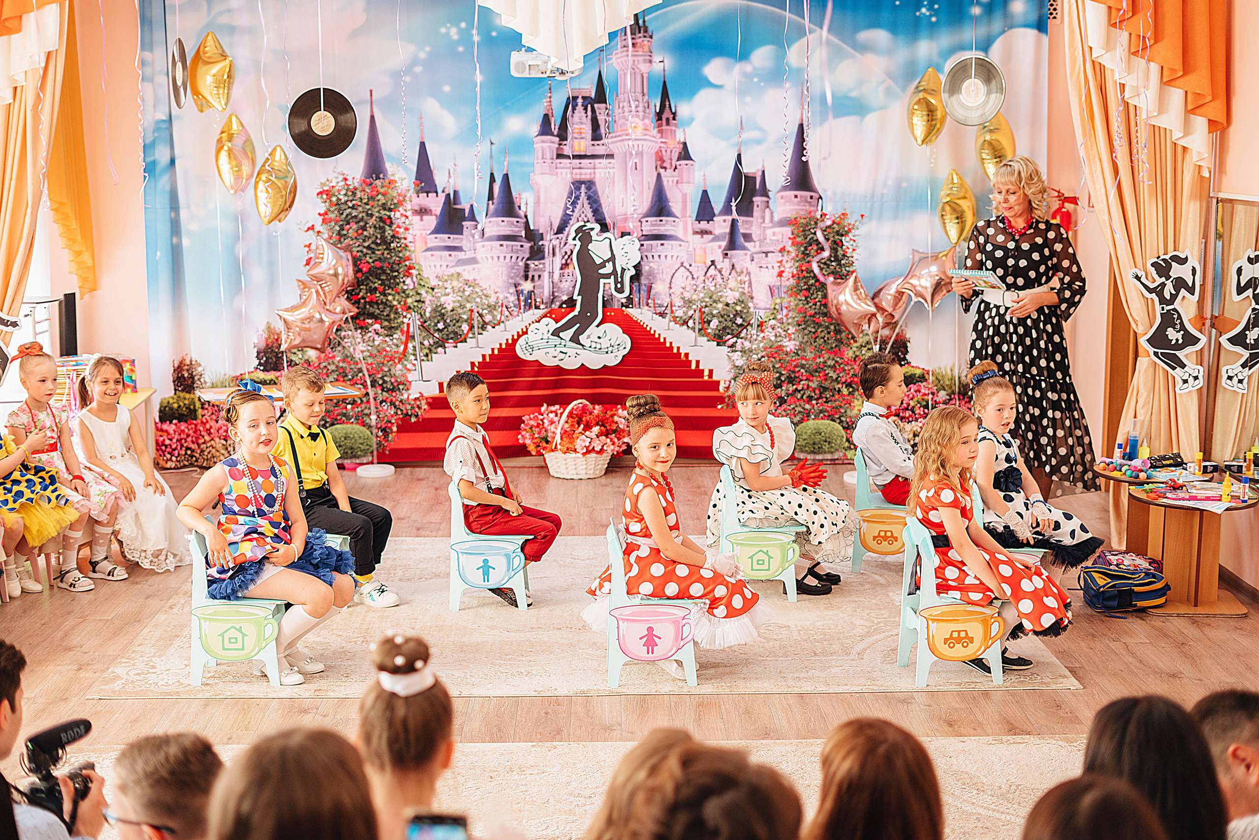 Фотосъёмка выпускного. Школьный фотограф в Челябинске. Выпускные фотоальбомы