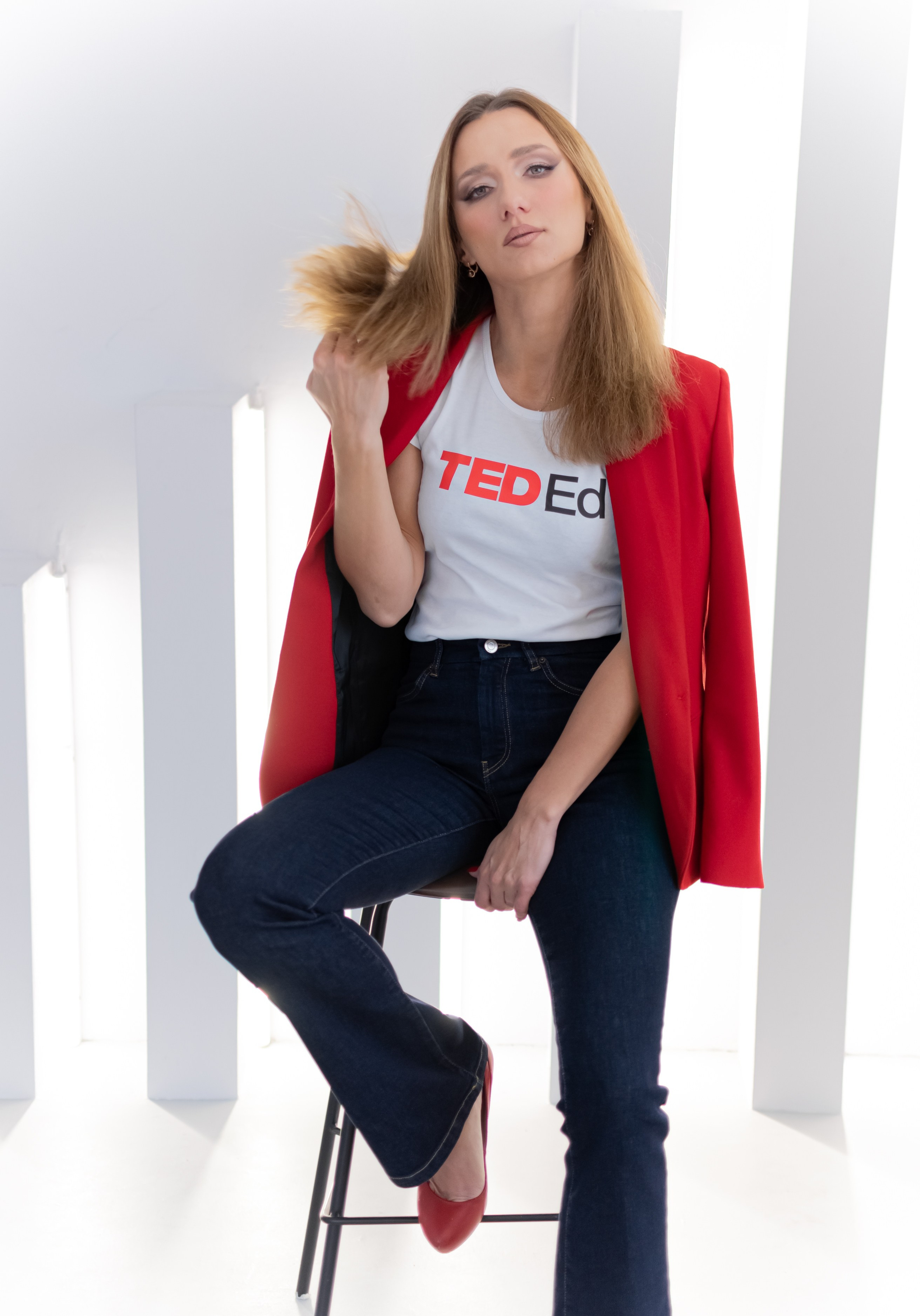 Фотосъемка контента для Яны — преподавателя английского языка. Свадебный и семейный фотограф Екатерина Пушан. Москва, Балашиха, Железнодорожный, Солнечногорск