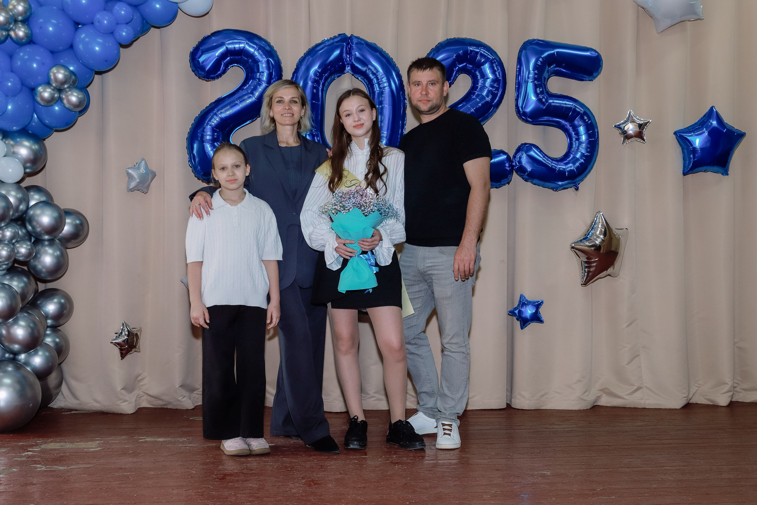 Последний звонок 9 кл № 26. Фотограф Юлия Мальцева