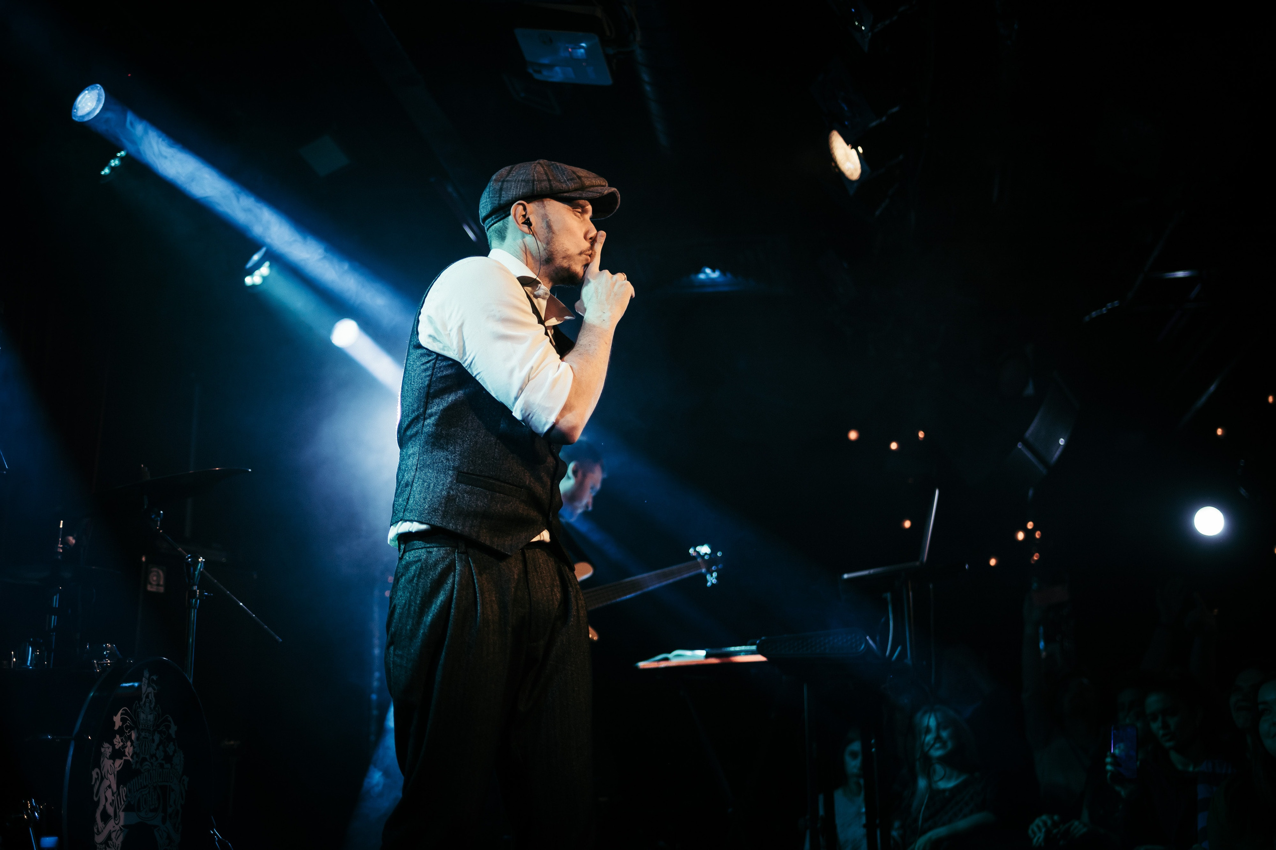 Нигатив в 16 тонн. Репортажный фотограф в Москве