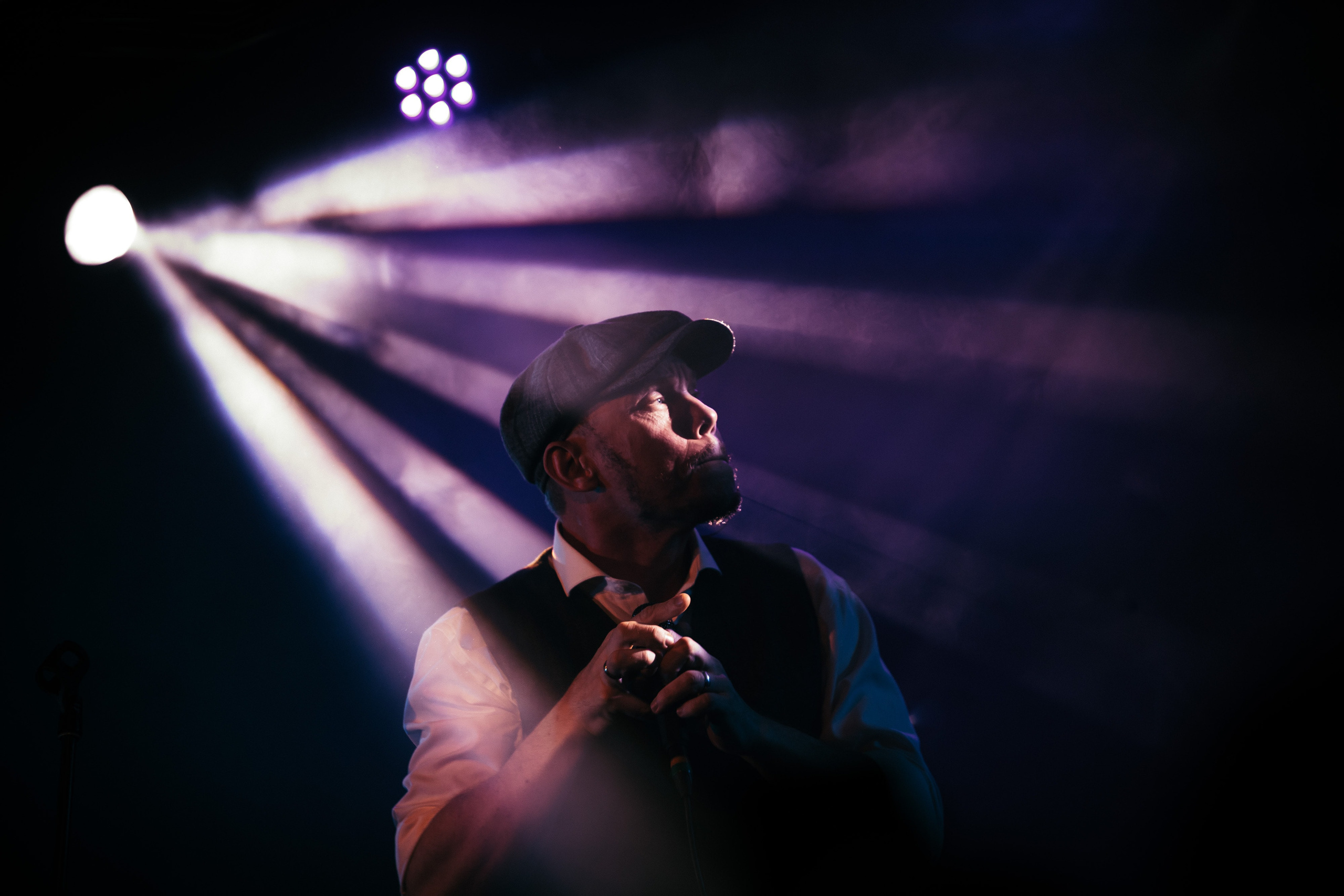 Нигатив в 16 тонн. Репортажный фотограф в Москве