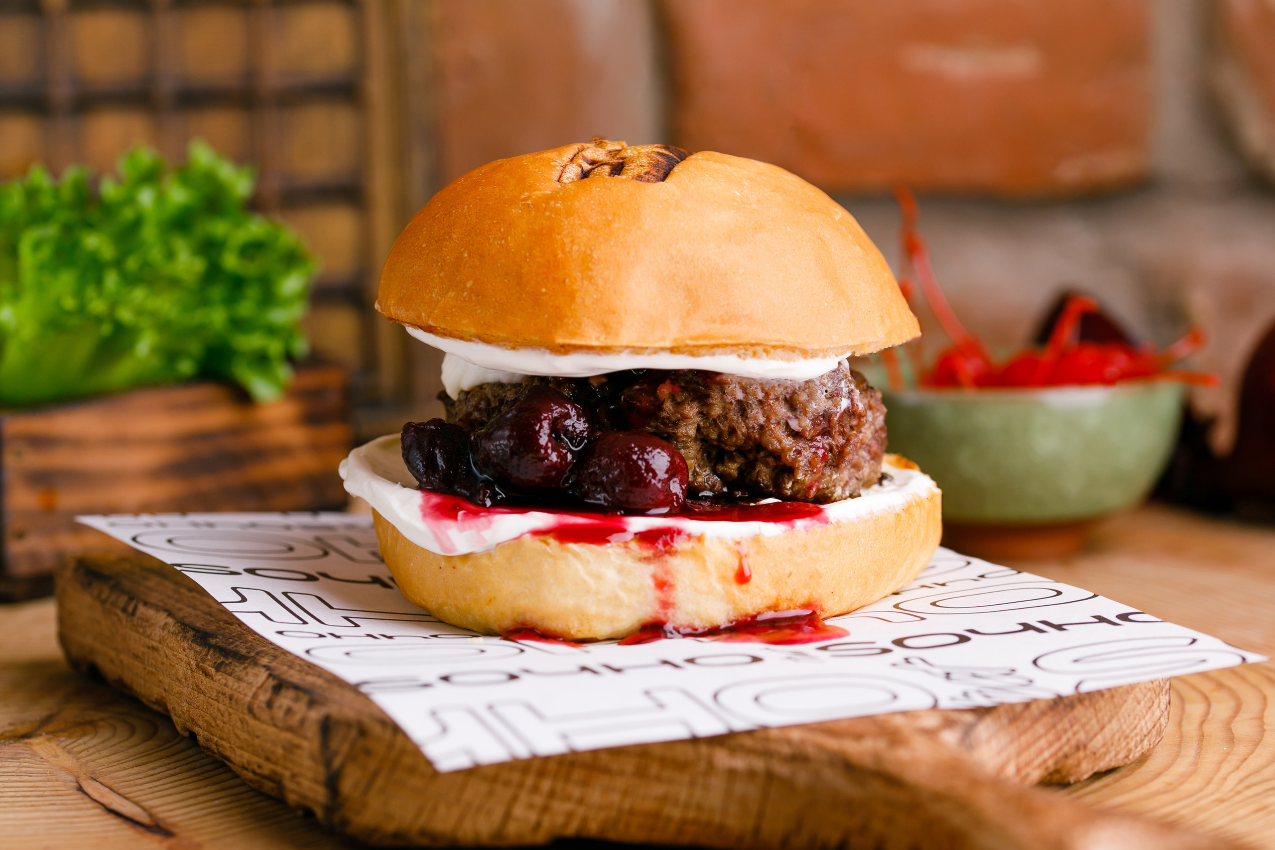 «Тут Сочно» Бургерная. Предметный и фуд-фотограф в Томске Цыганкова Ольга