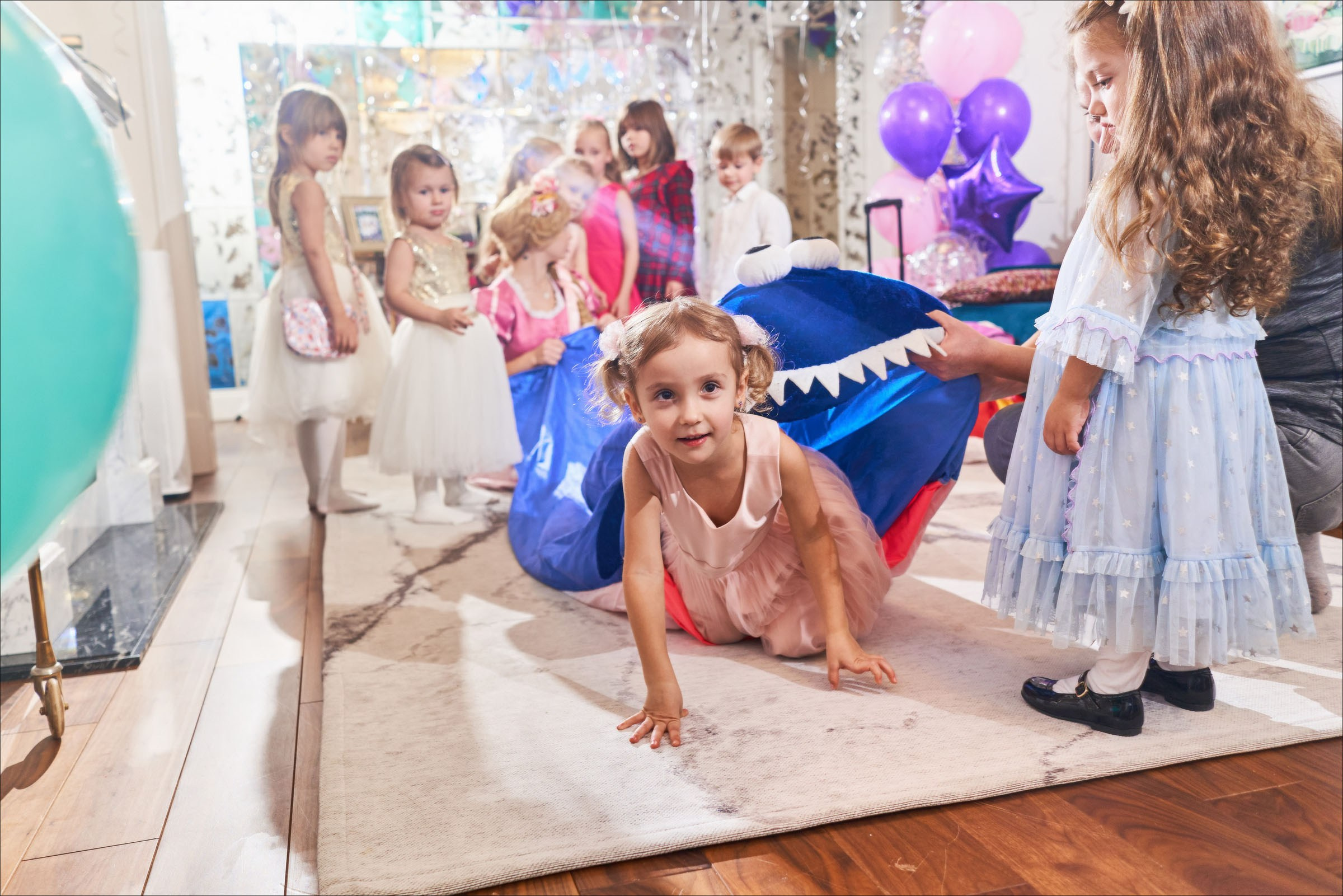 Маленький праздник для сестер;). Фотограф в Москве Нафиков Руслан. Репортажная съемка, Портрет