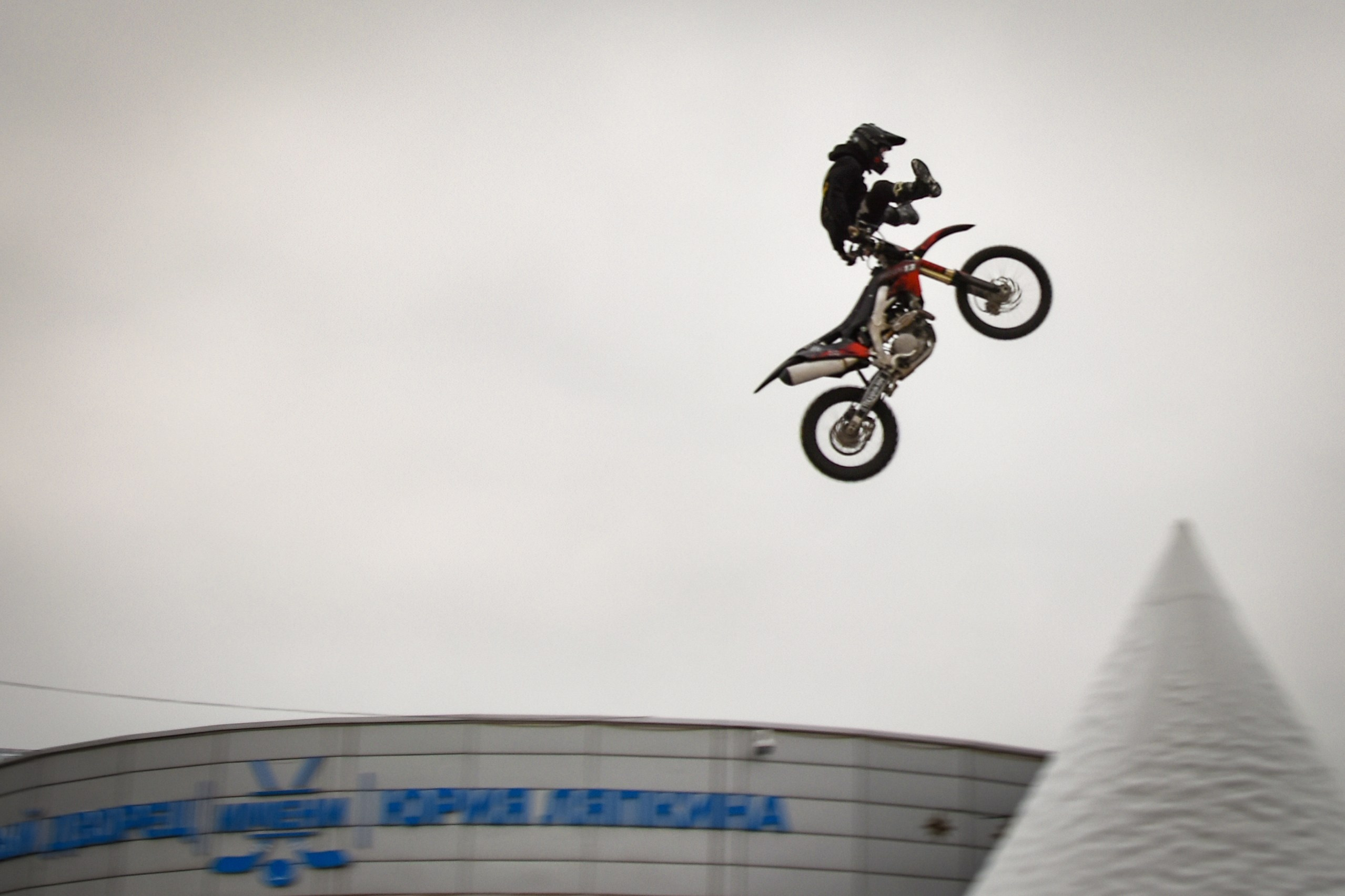 Мото-фристайл около Ледового — 06.01.2025. AlexFecto — галереи фотографий