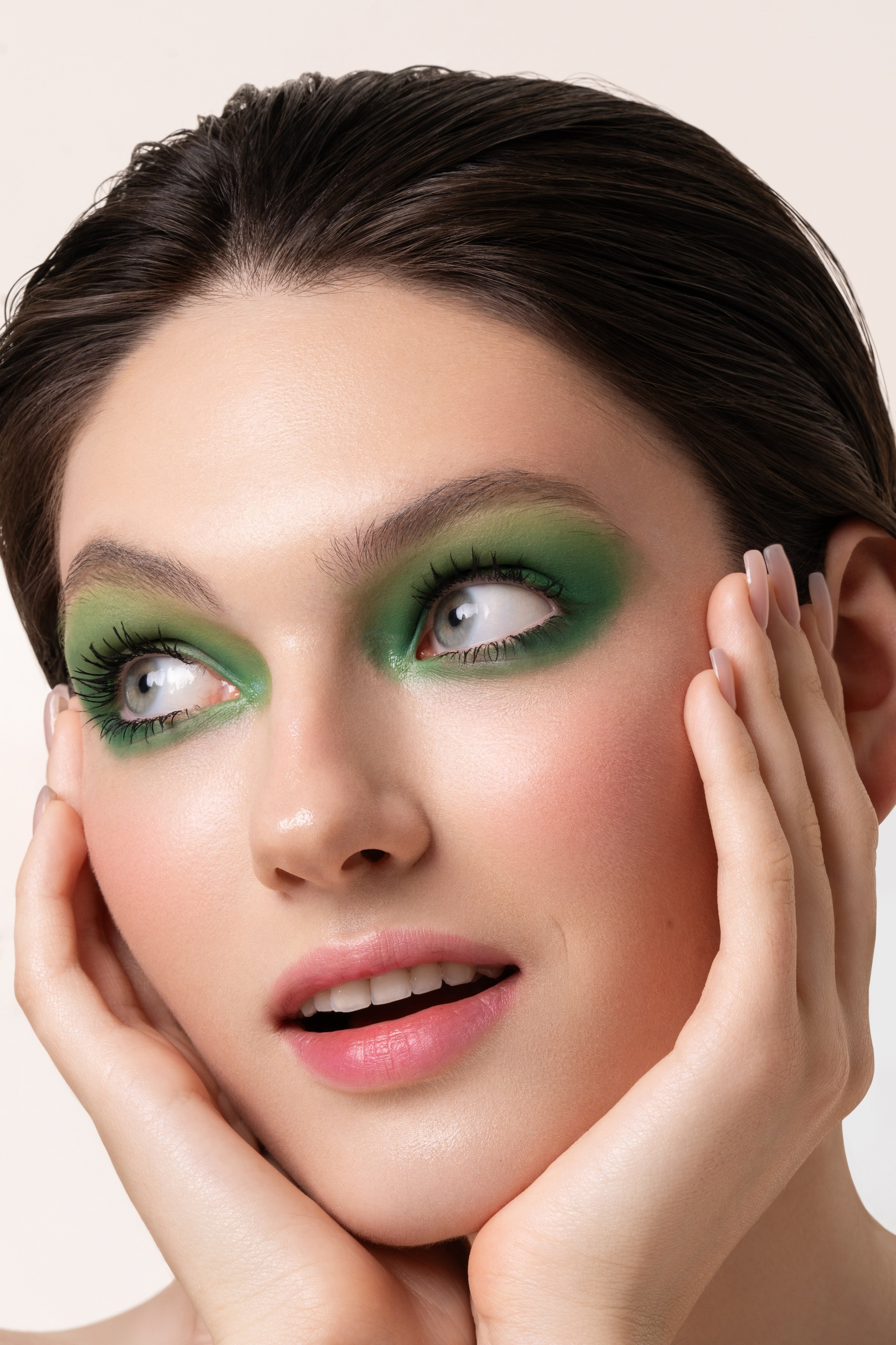 Beauty. Retusher Maryia Buhai