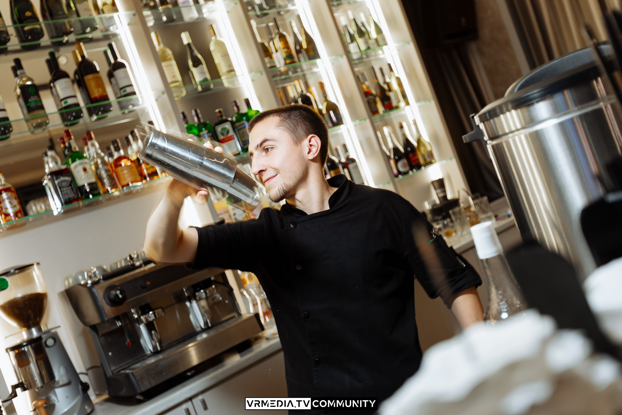 Выходные в караоке-баре «Империя»