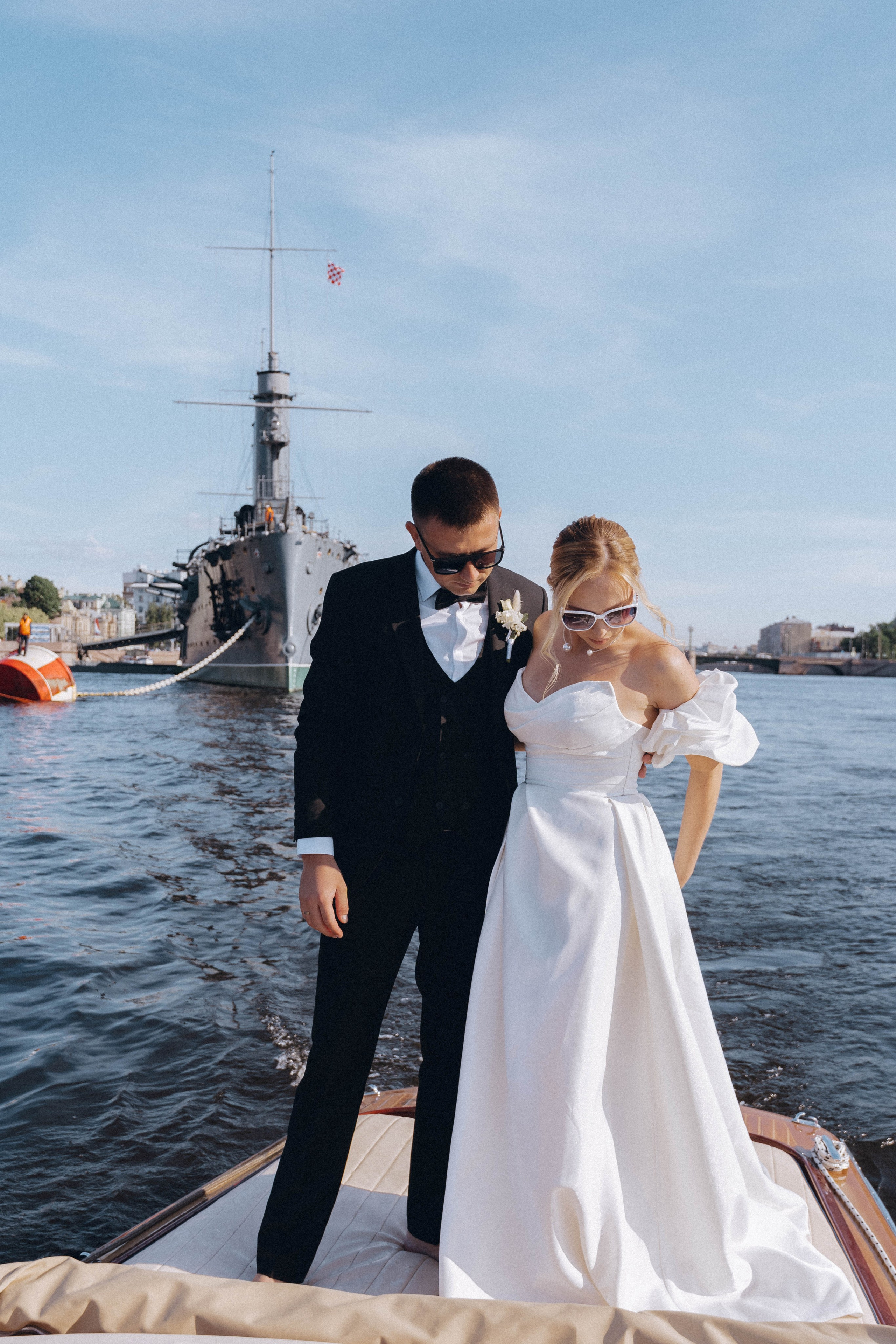 СВАДЕНБНАЯ СЬЕМКА НА КАТЕРЕ ПО КАНАЛАМ САНКТ-ПЕТЕРБУРГА И В АКВАТОРИИ НЕВЫ. Профессиональный фотограф, Санкт-Петербург — Виктория Богомолова