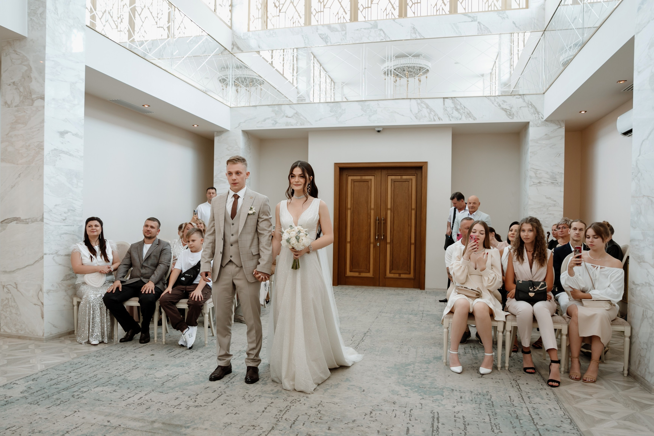 Оксана и Артём. Профессиональный фотограф Надежда Антонова