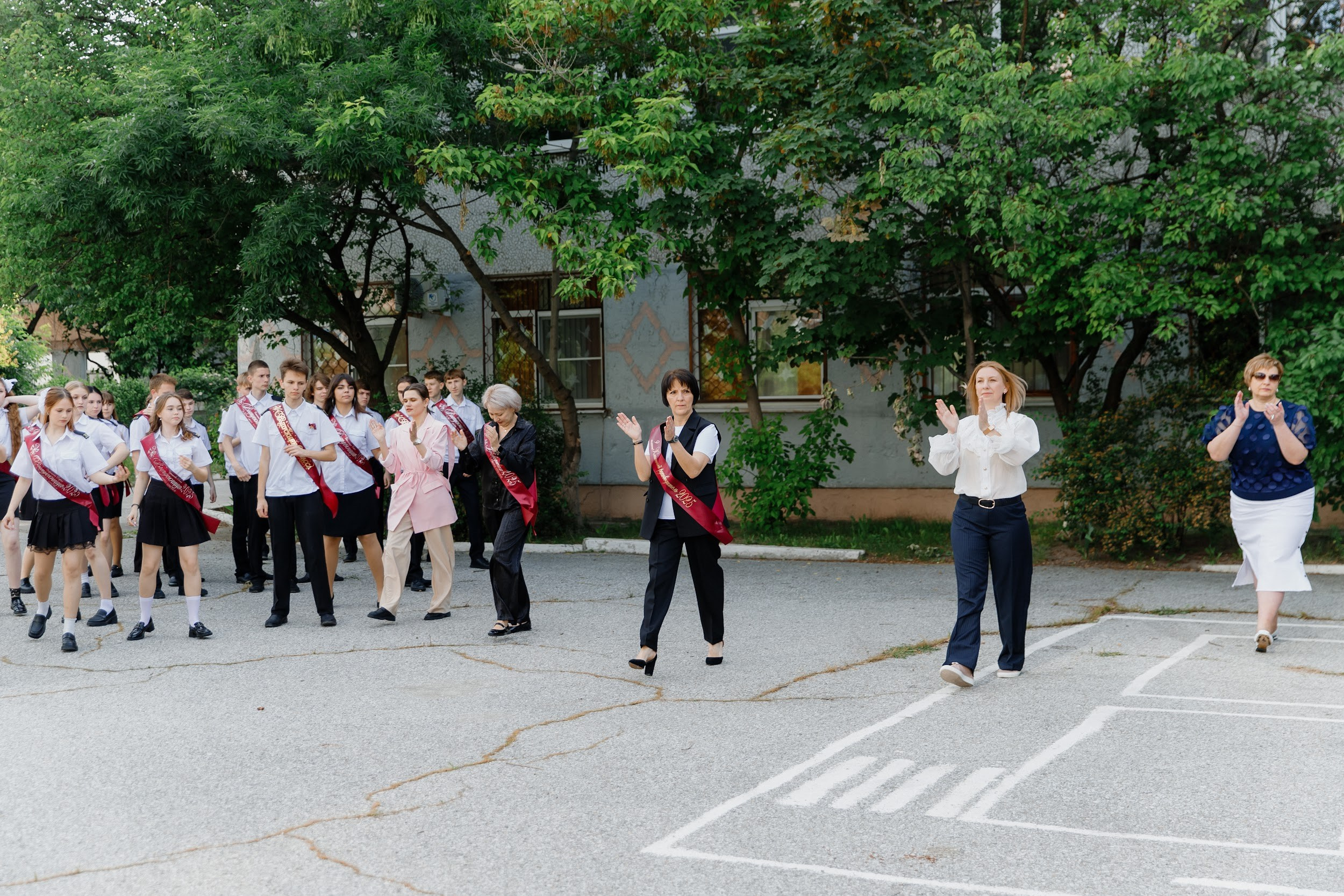 9 класс 33 школа. Выпускные альбомы Натальи Бутко: Новороссийск, Анапа, Геленджик