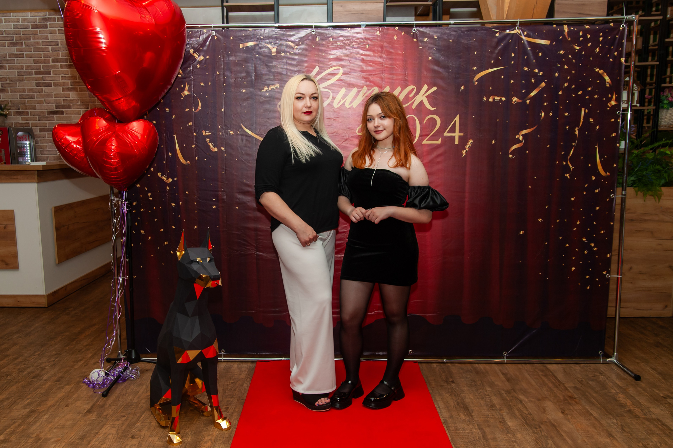 Выпускной МАОУ СОШ № 17 им. Эдуарда Есаяна. Свадебный и семейный фотограф Денис Лукьянов в Краснодаре, Краснодарском крае и Республике Крым