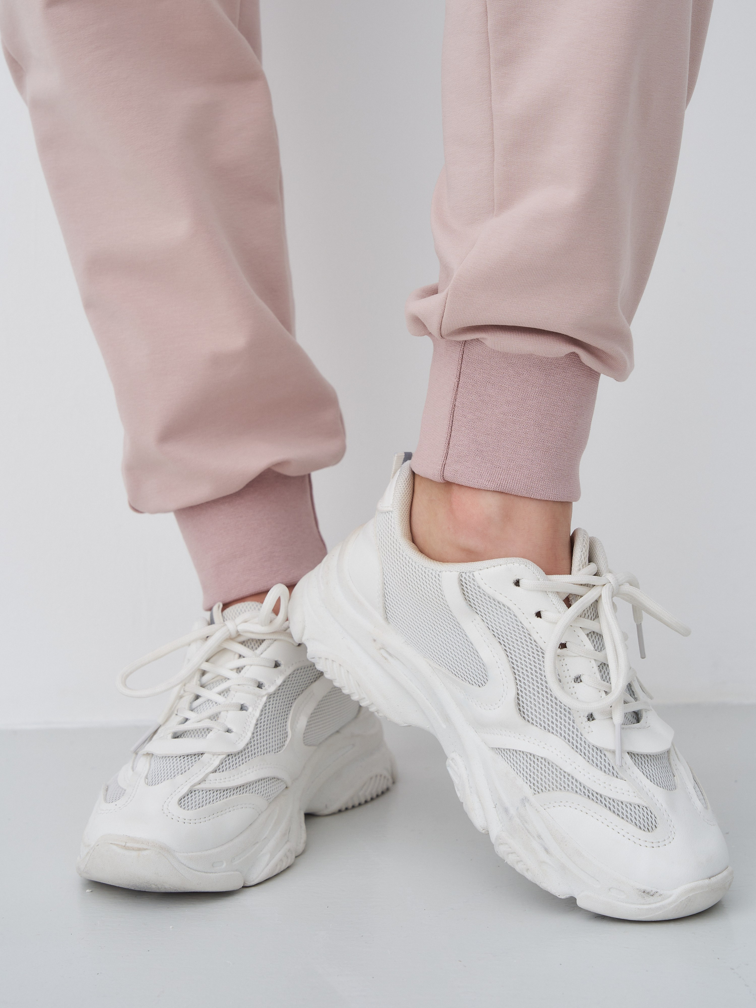 Настя Д. Контент для маркетплейсов и соцсетей. Фото и видео съемка