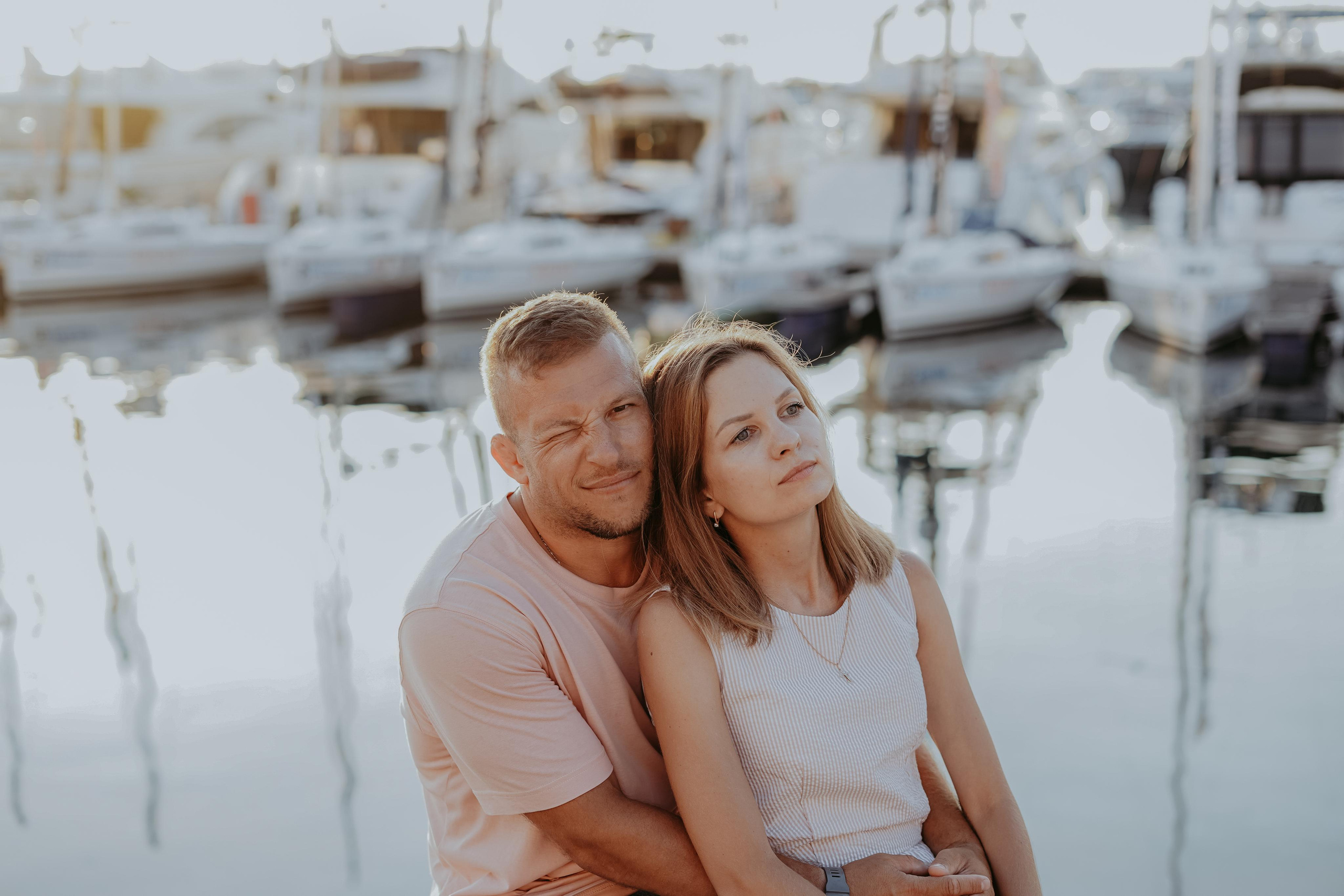 Анна, Денис и Настя в морском порту. Фотограф в Сочи и Абхазии | Фототуры | September Air