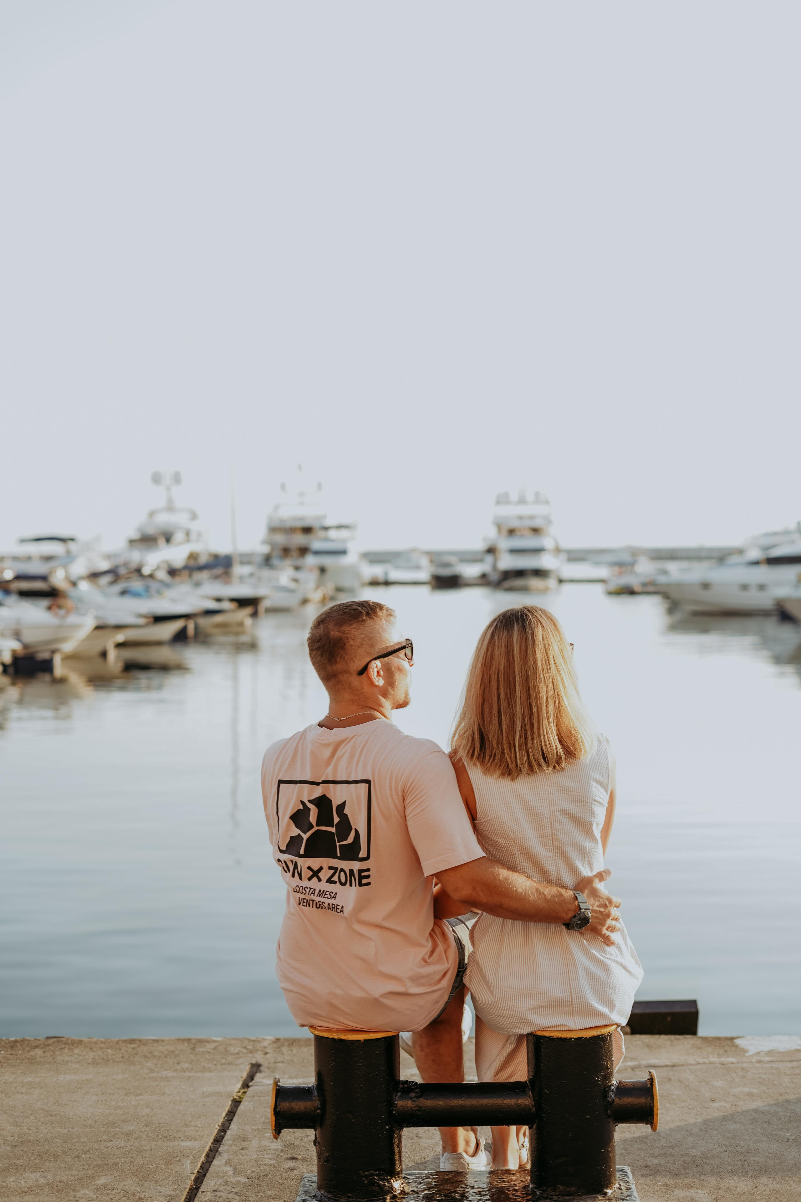 Анна, Денис и Настя в морском порту. Фотограф в Сочи и Абхазии | Фототуры | September Air