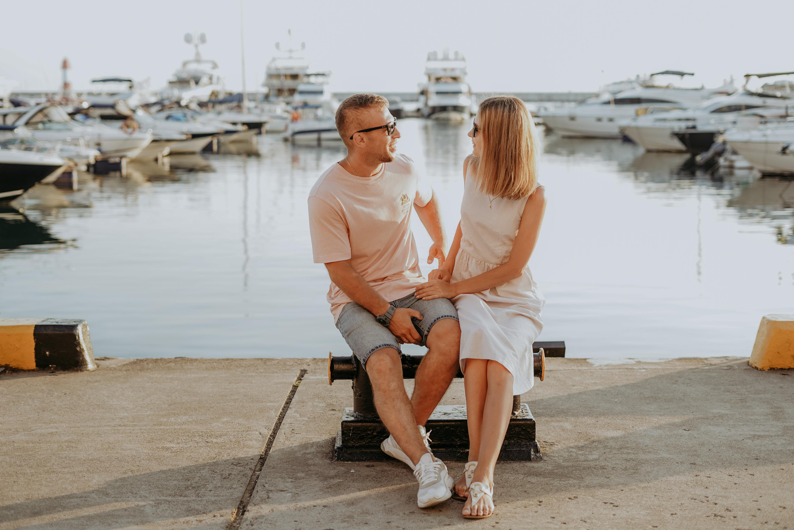 Анна, Денис и Настя в морском порту. Фотограф в Сочи и Абхазии | Фототуры | September Air