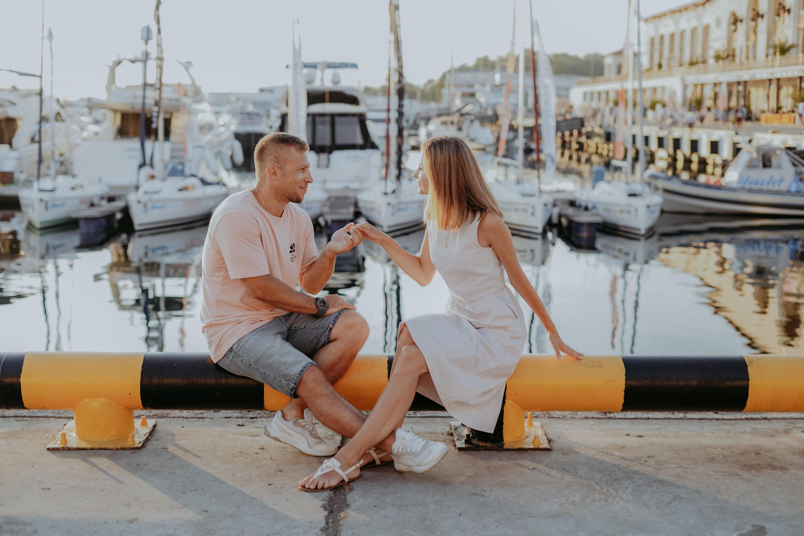 Анна, Денис и Настя в морском порту. Фотограф в Сочи и Абхазии | Фототуры | September Air