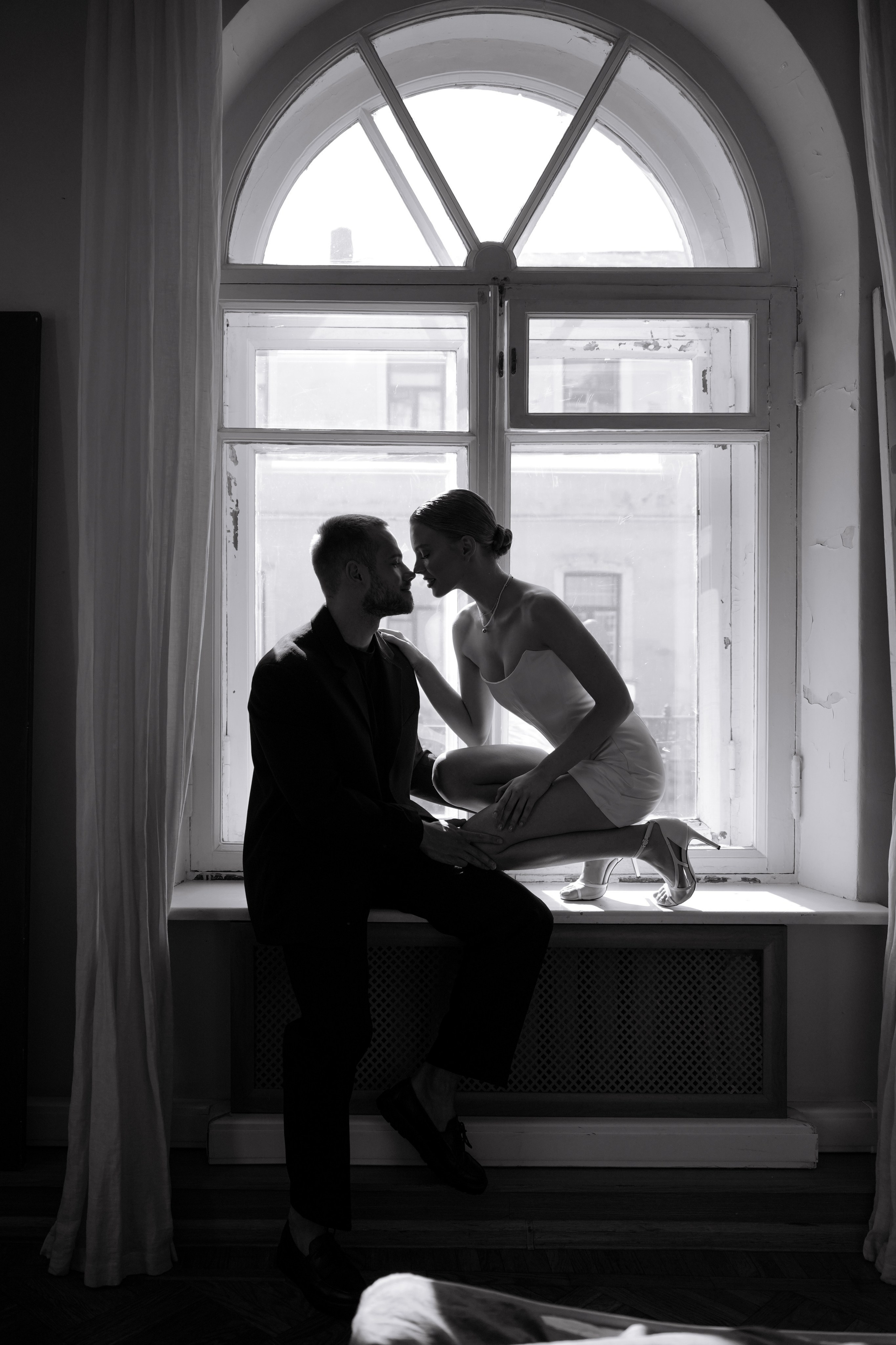 Свадебная фотосессия в Особняке Юргенсон