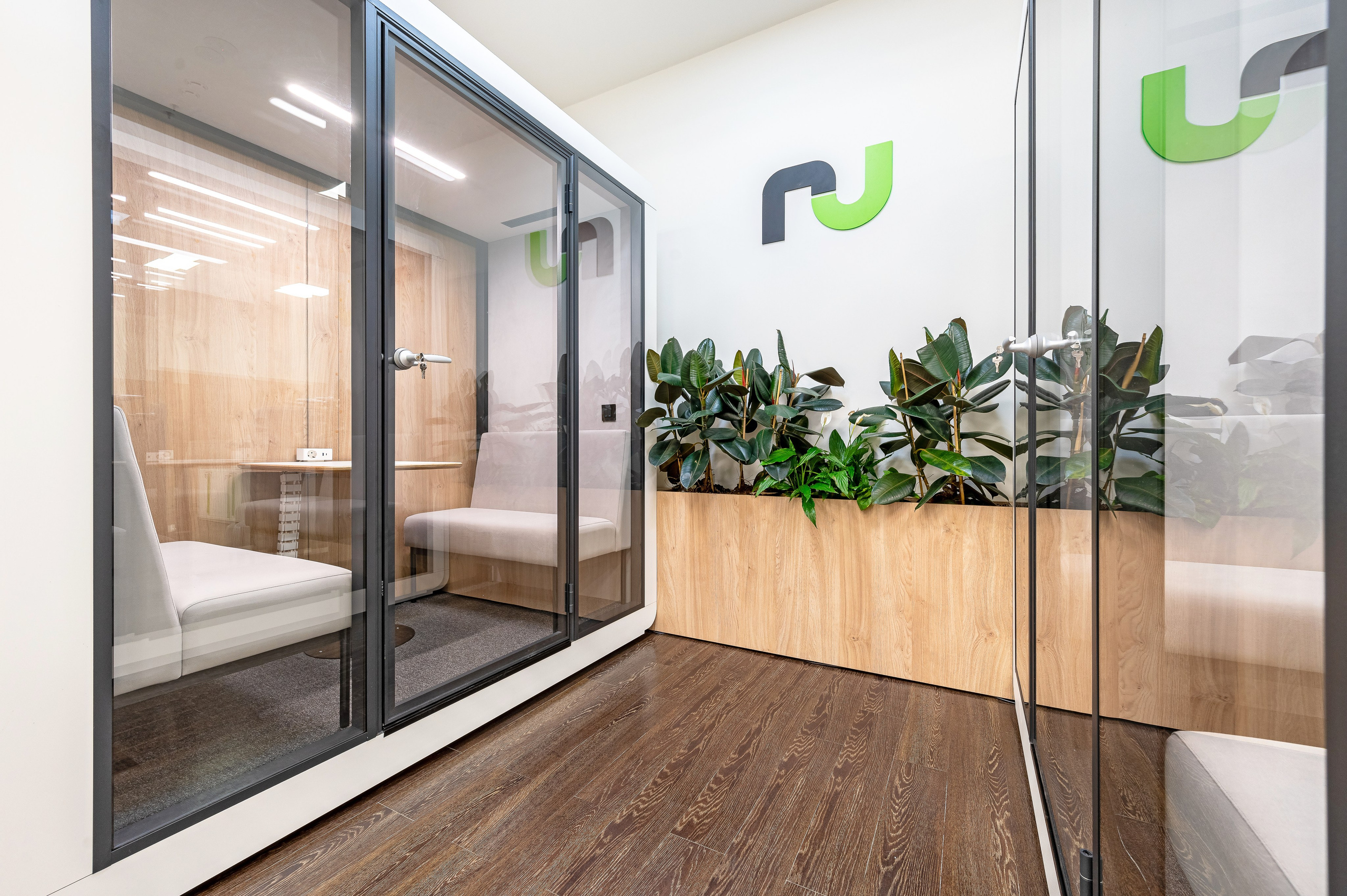 Съемка мебели в интерьере для компании «Гуд Вайбс». Интерьерный фотограф. Фото- видеосъемка недвижимости Санкт-Петербург