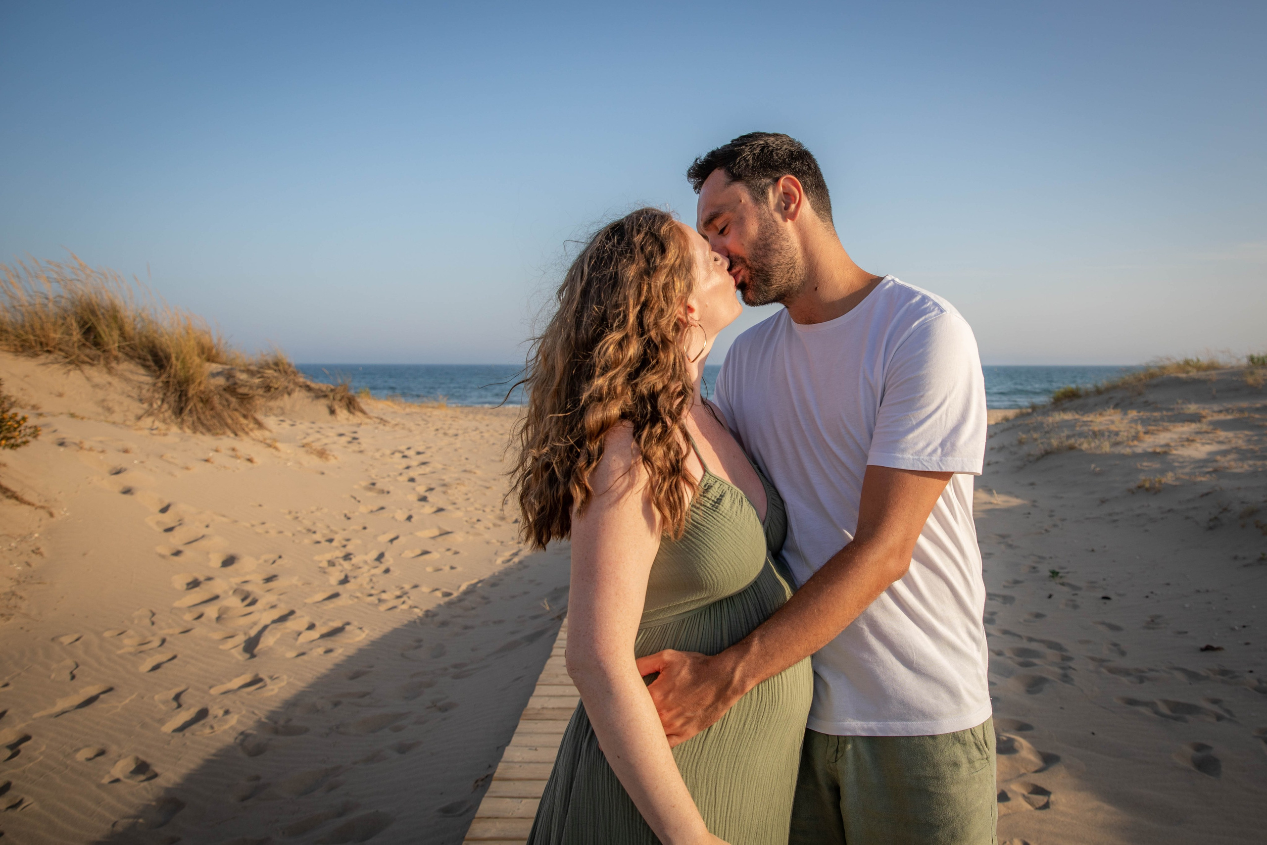 An Ocean of Love and Anticipation. Professional Photographer in Portugal. Oksana Lomnova