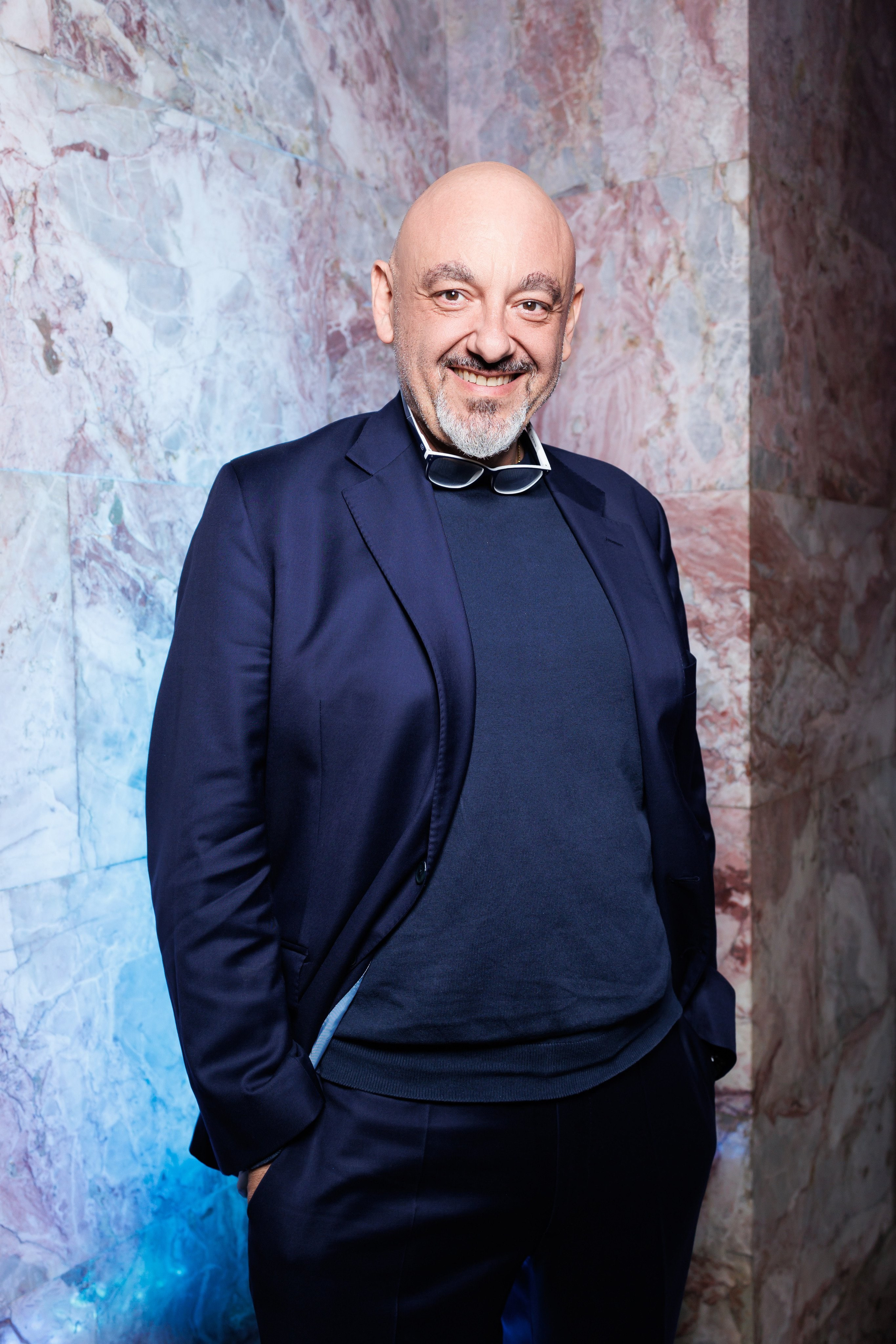 Репортаж. Суперфотограф Виталий Коликов