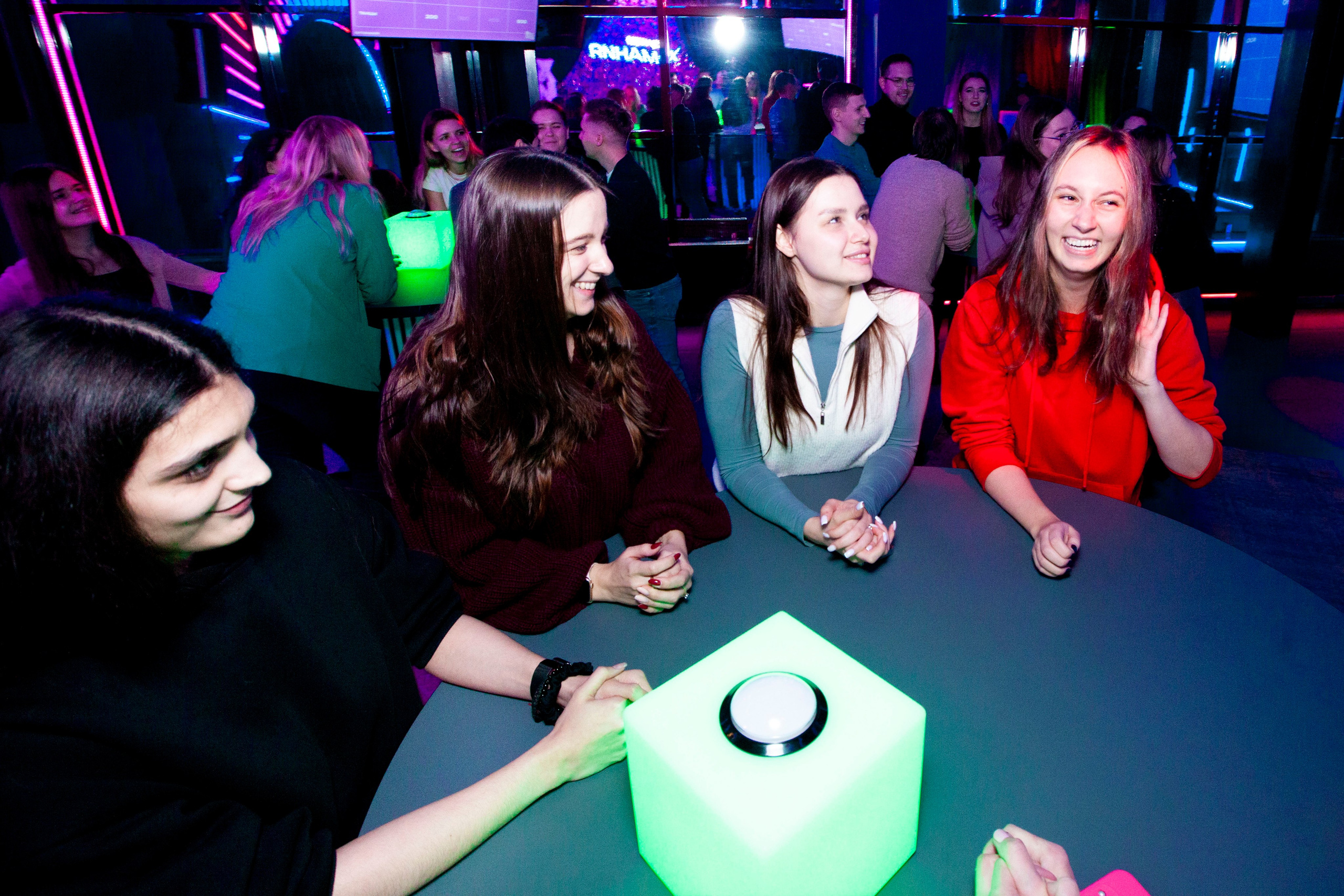 Хитомания. Stanislav Baryshev — People. Emotions. Atmosphere