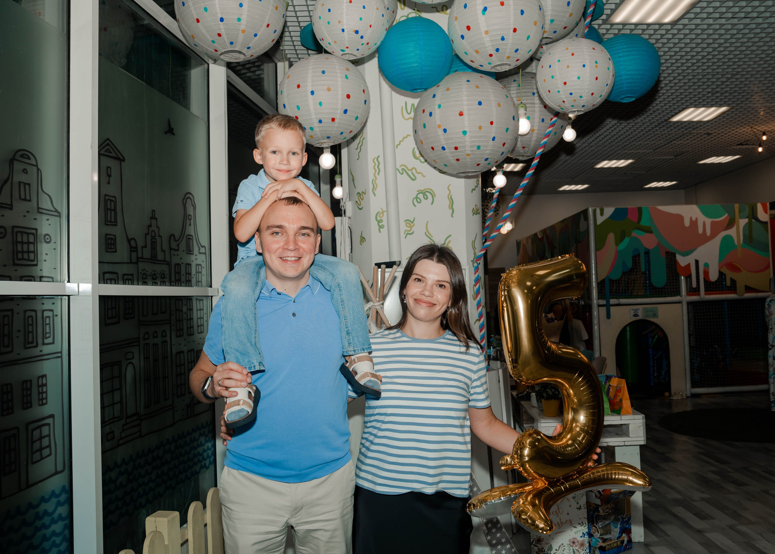 Грозный Тирекс. Крамер Юлиана детский и семейный фотограф