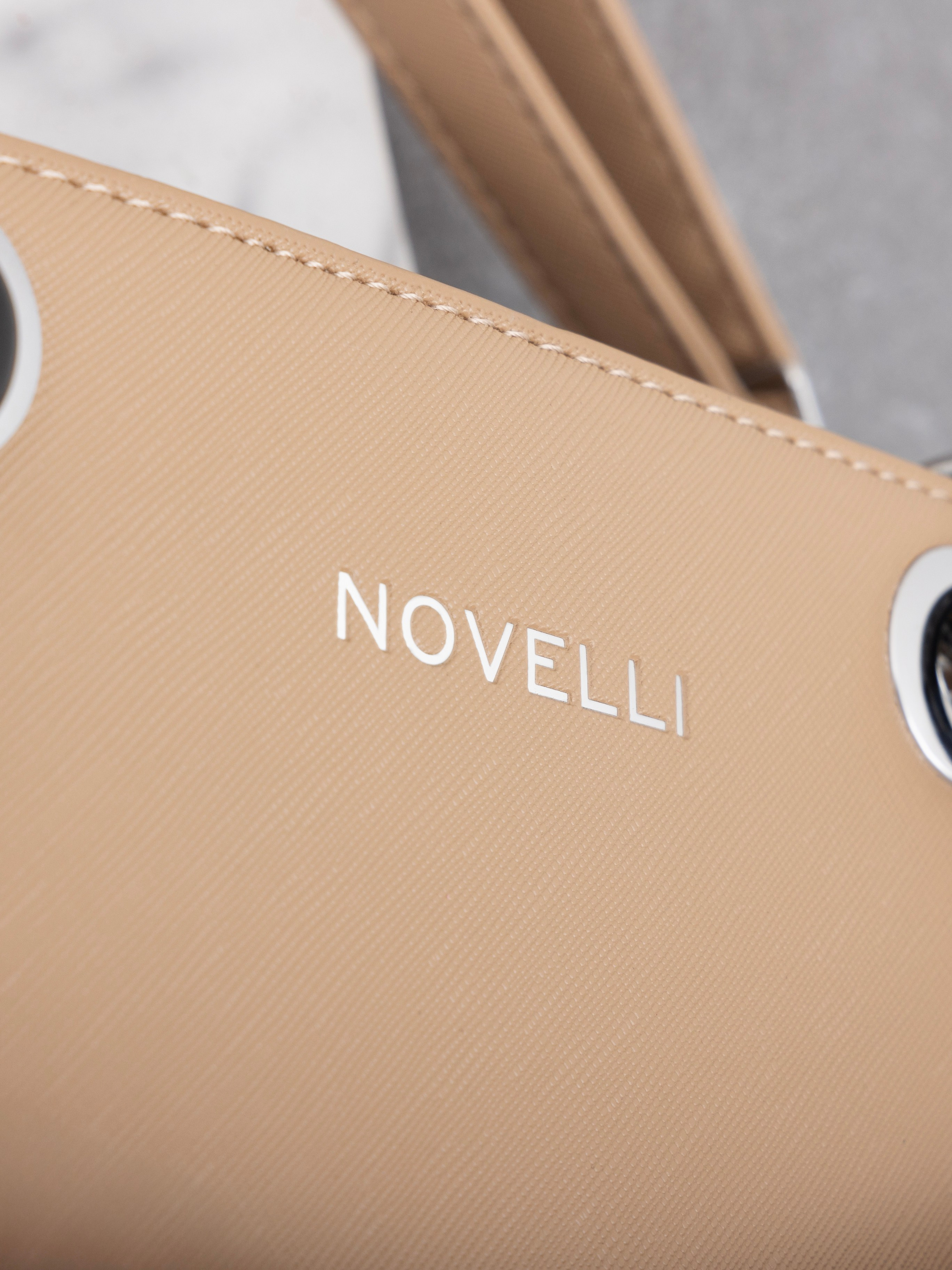 Noveli. IDeAI studio