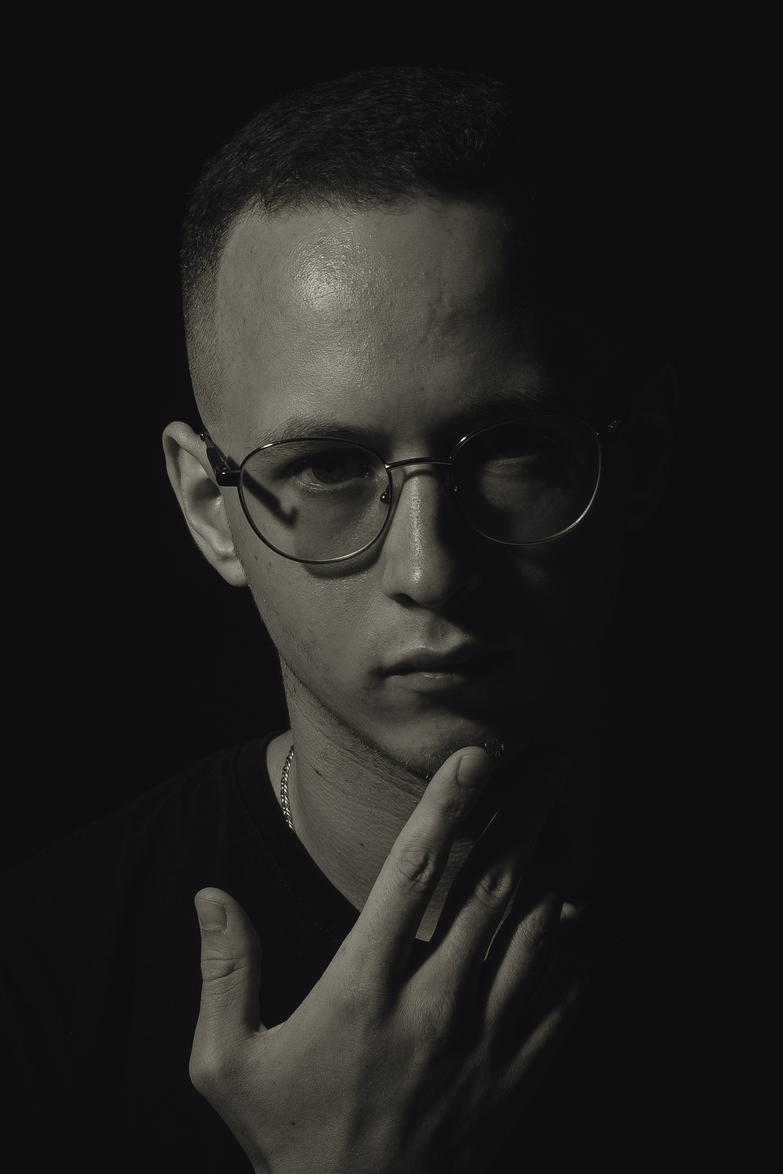 Мужской портрет для души и для бизнеса. Профессиональный фотограф в Санкт-Петербурге Александр Волосенцев