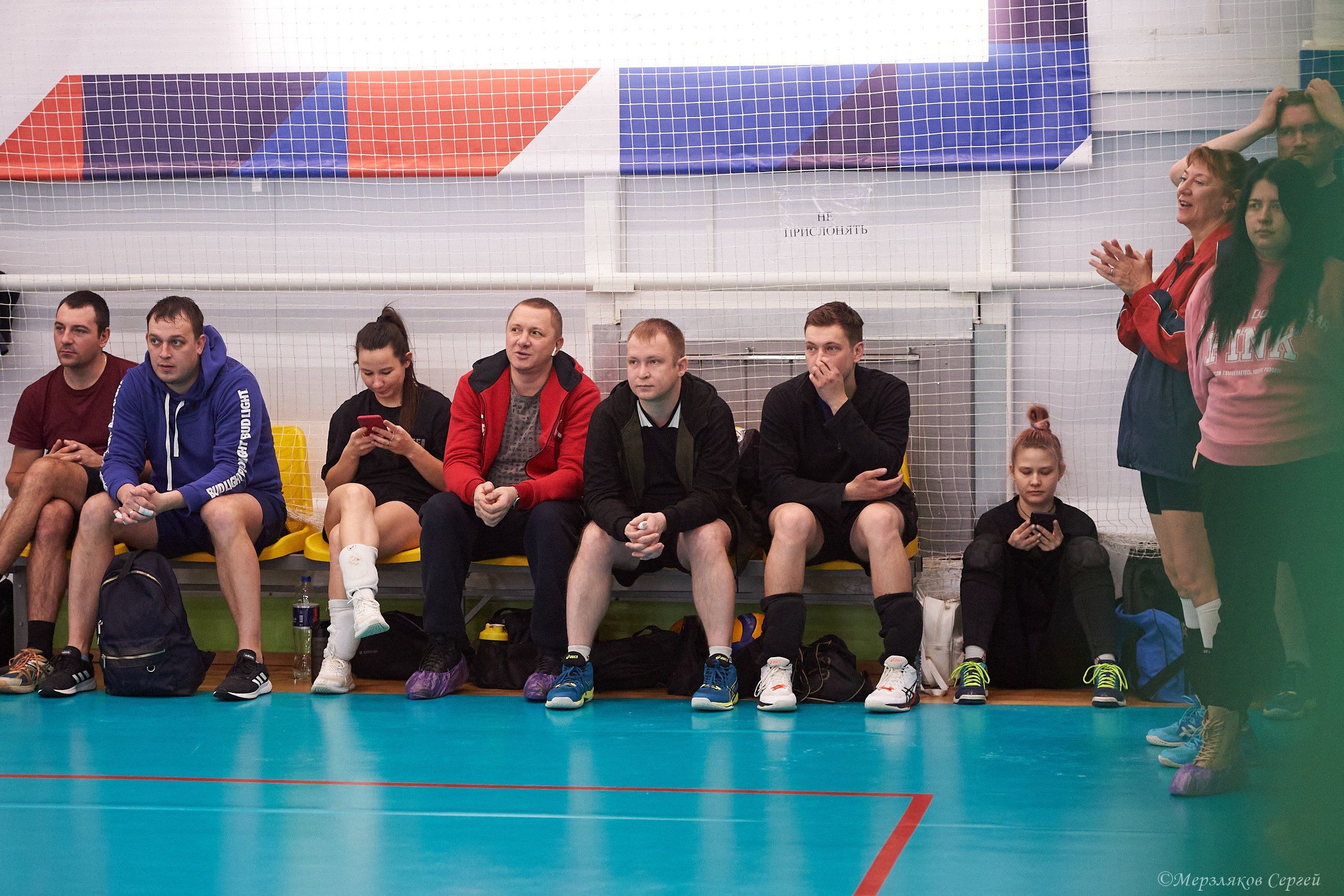 Новогодний волейбольный турнир. Ижевск. 16.12.23. Спортивный репортажный фотограф в Ижевске Сергей Мерзляков