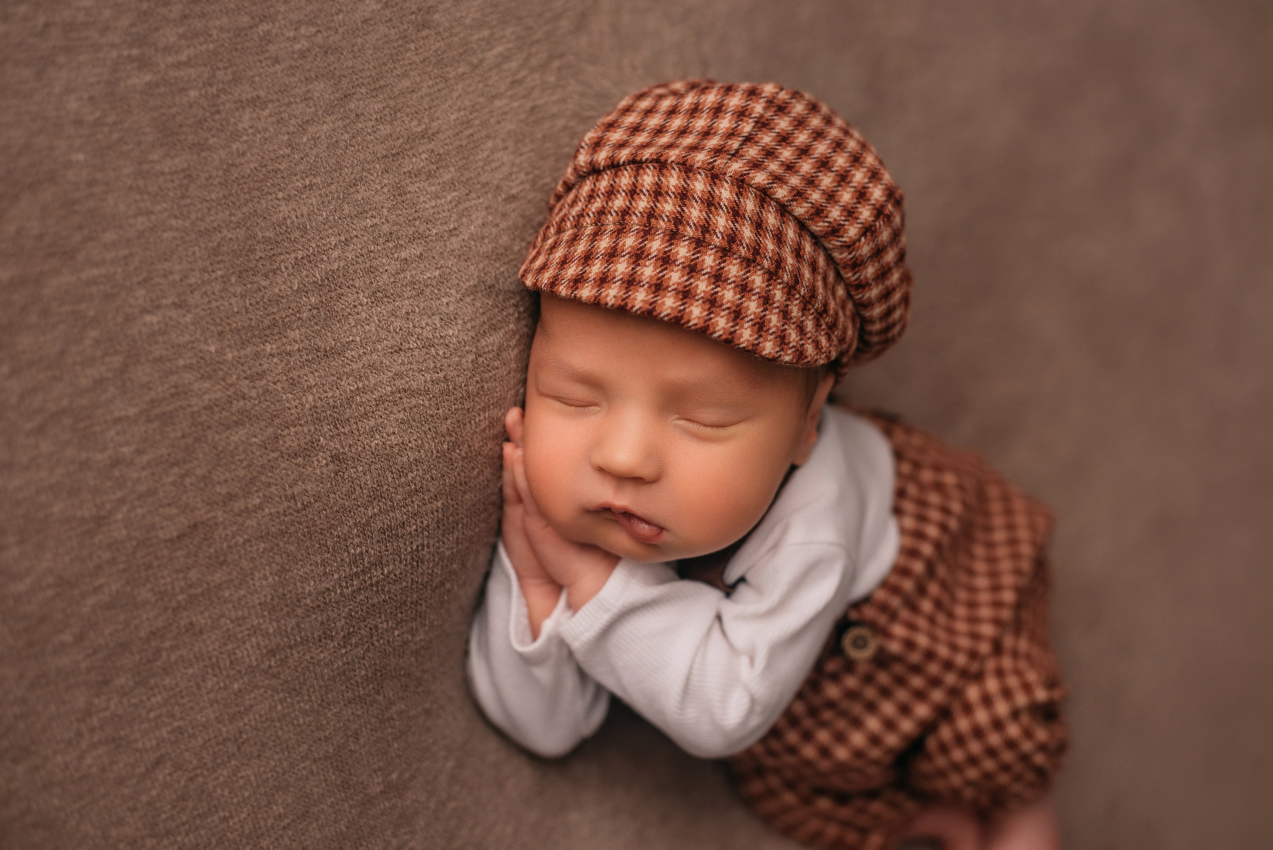 Лев. Фотограф новорожденных Белгород