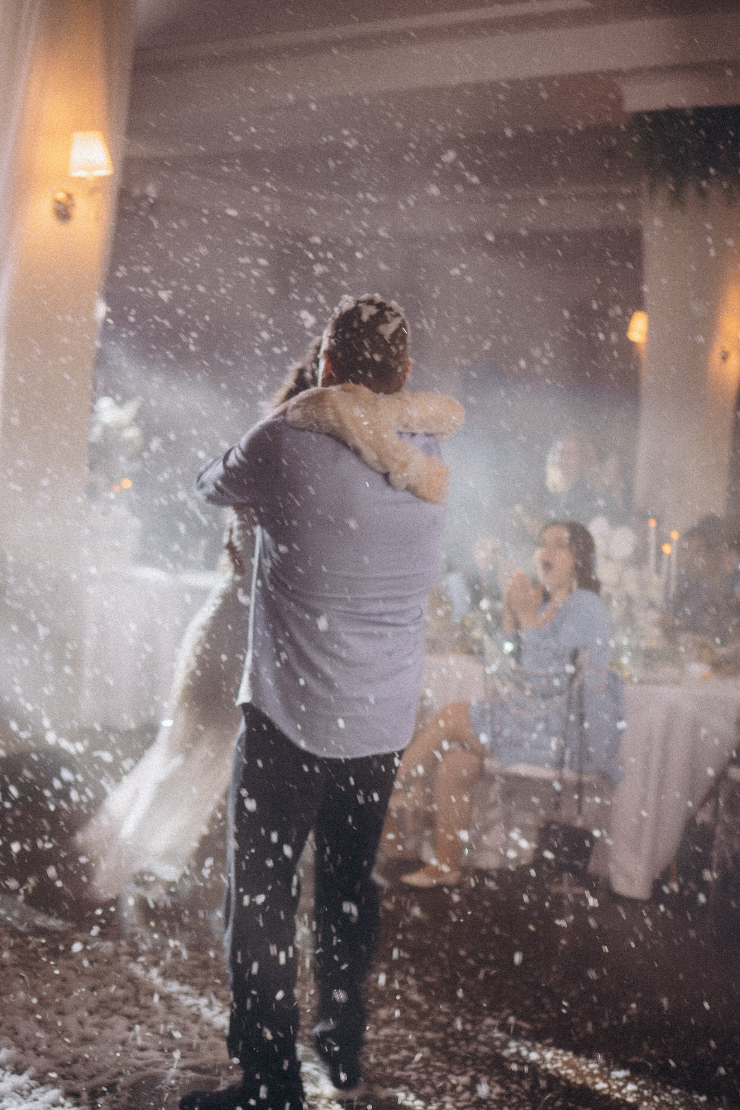 СВАДЕБНАЯ СЬЕМКА СБОРОВ В ОТЕЛЕ И ВЫЕЗД НА ЦЕРЕМОНИЮ (СНЯТО В СИБИРЕ В НИЖНЕВАРТОВСКЕ). Профессиональный фотограф, Санкт-Петербург — Виктория Богомолова